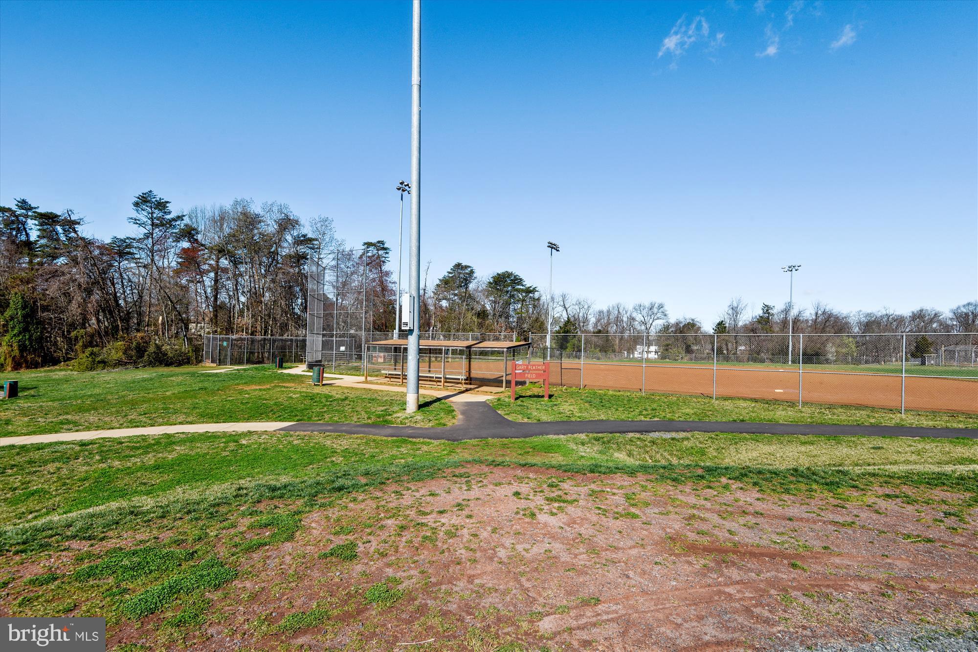 WINDING BROOK - Residential