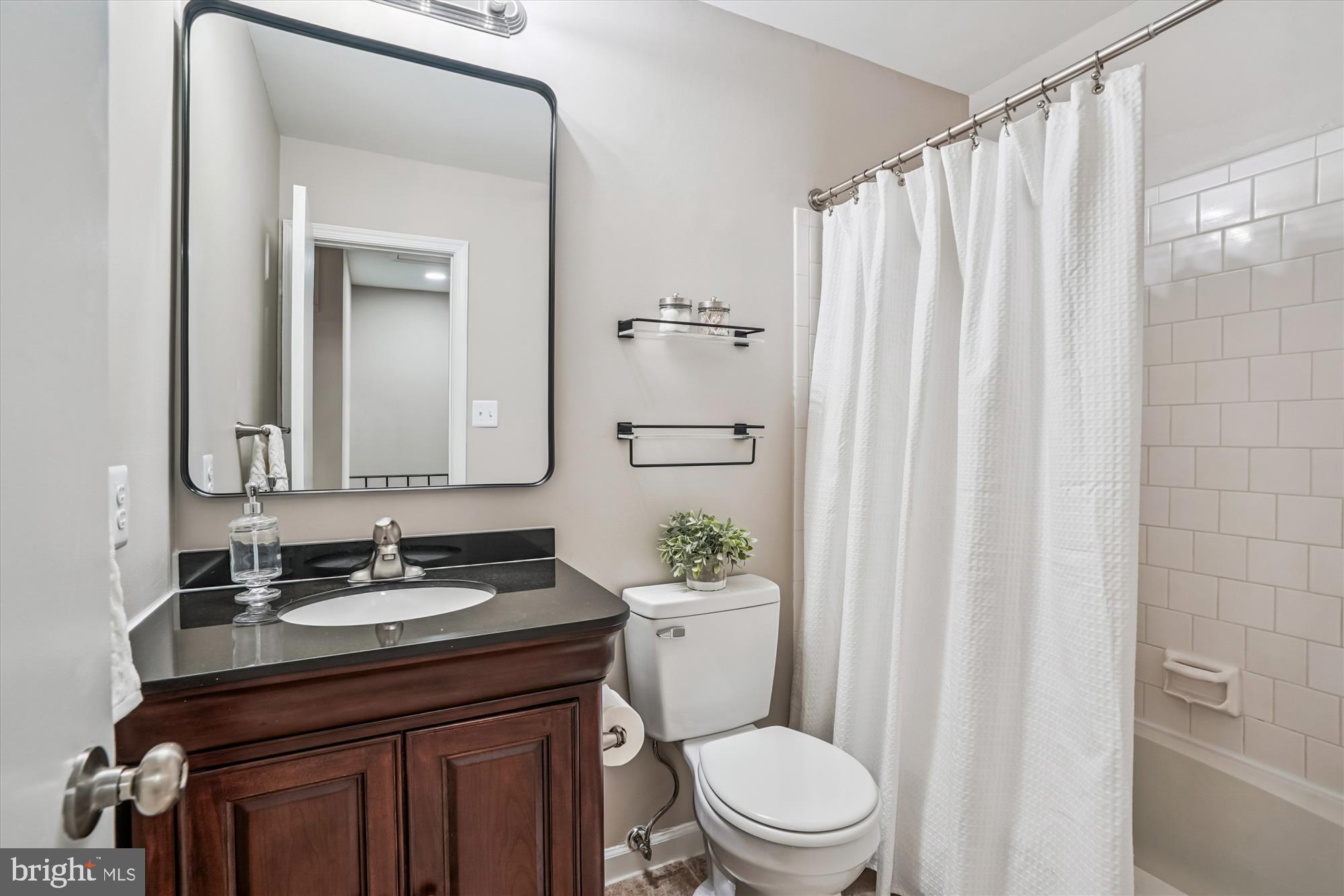 WINDING BROOK - Residential