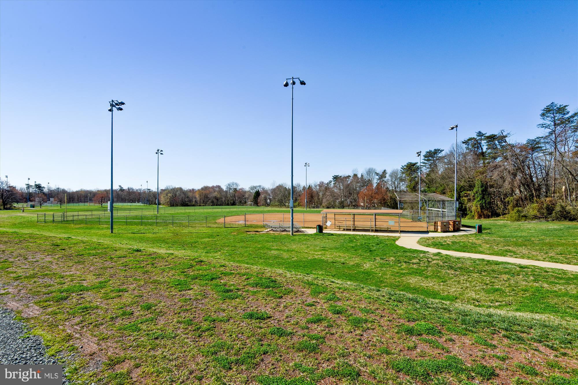 WINDING BROOK - Residential