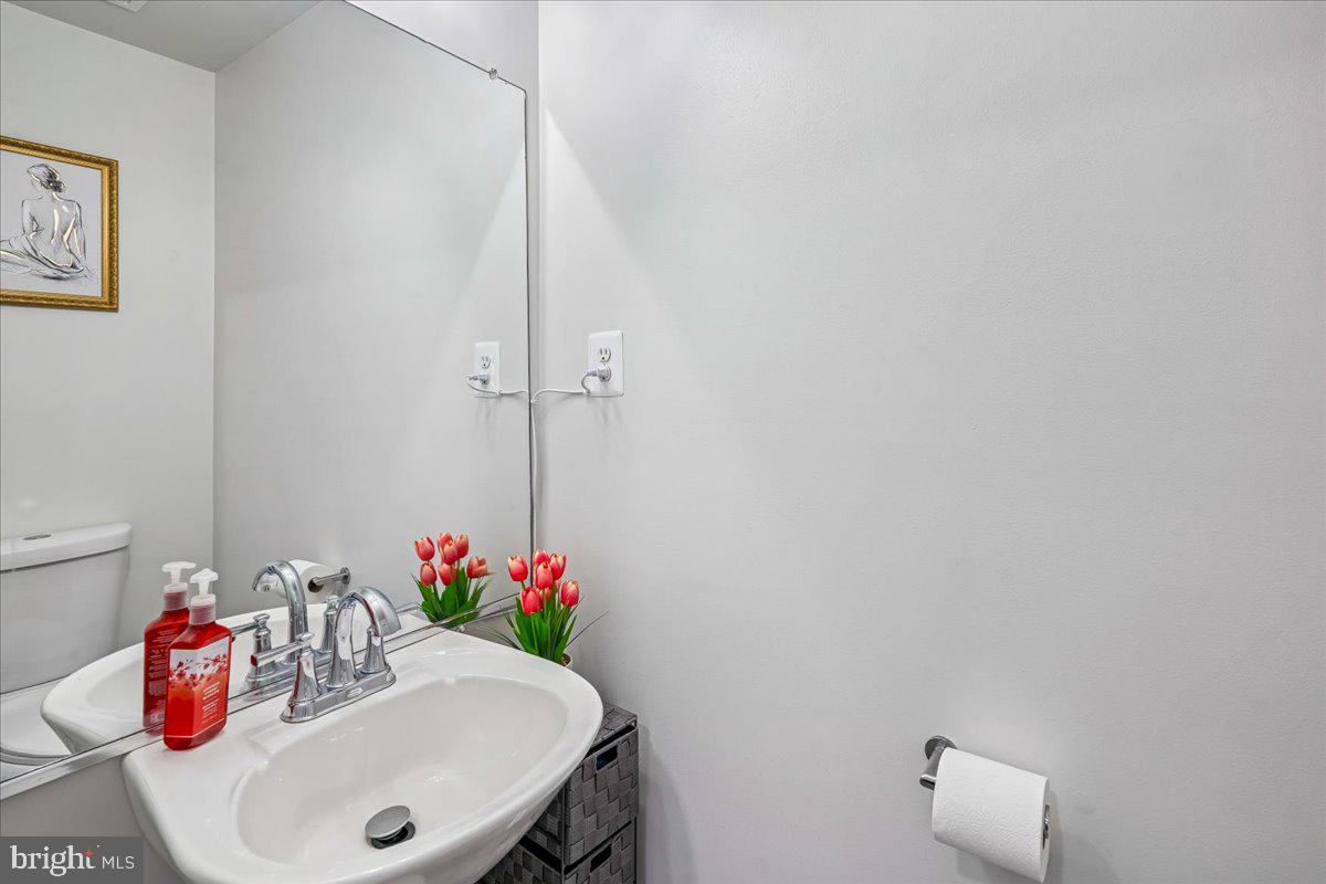 THOMPSON ESTATES - Residential