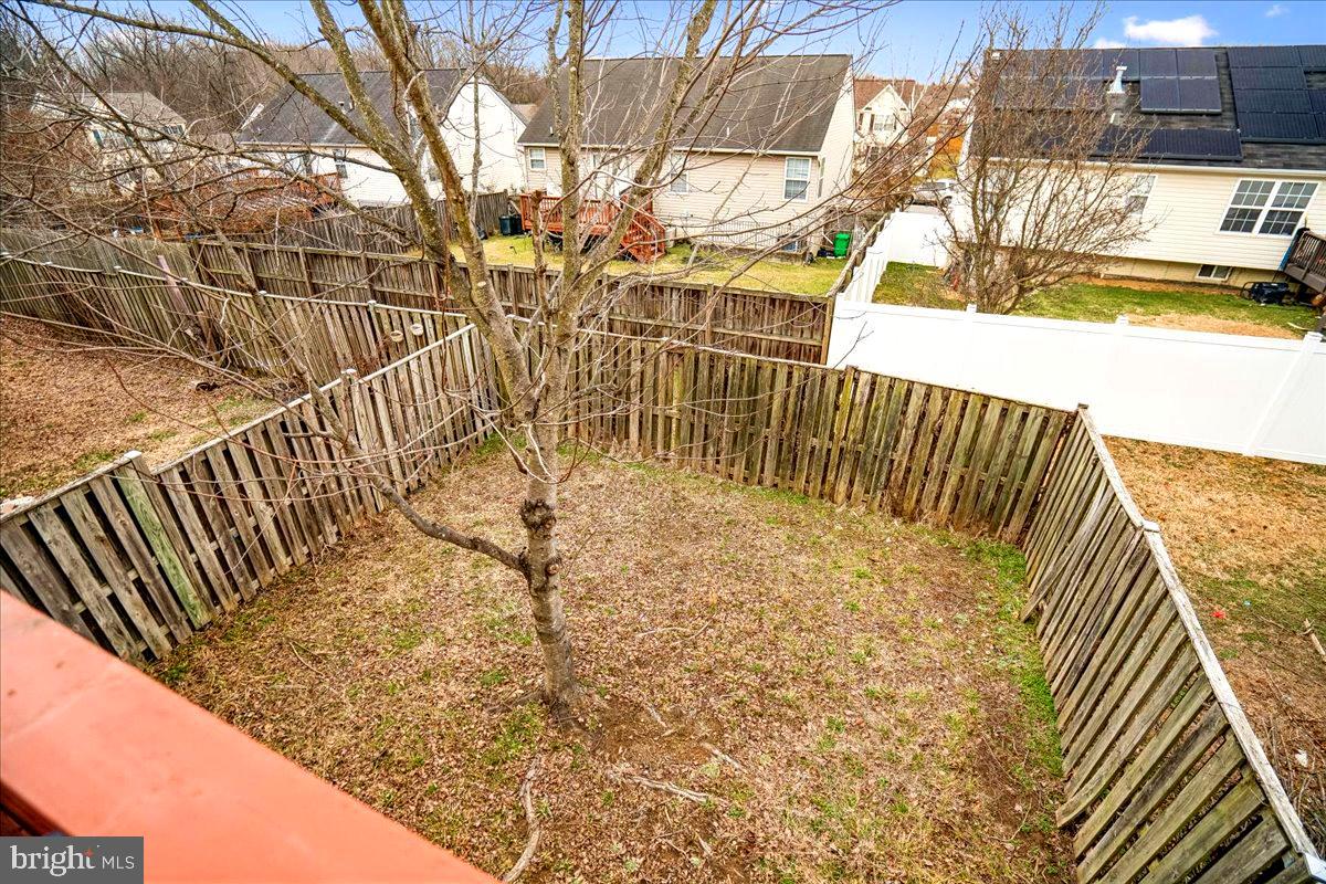 THOMPSON ESTATES - Residential