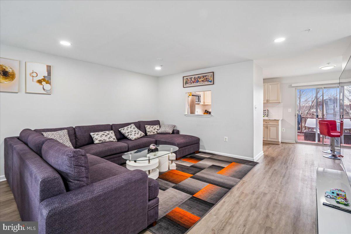 THOMPSON ESTATES - Residential