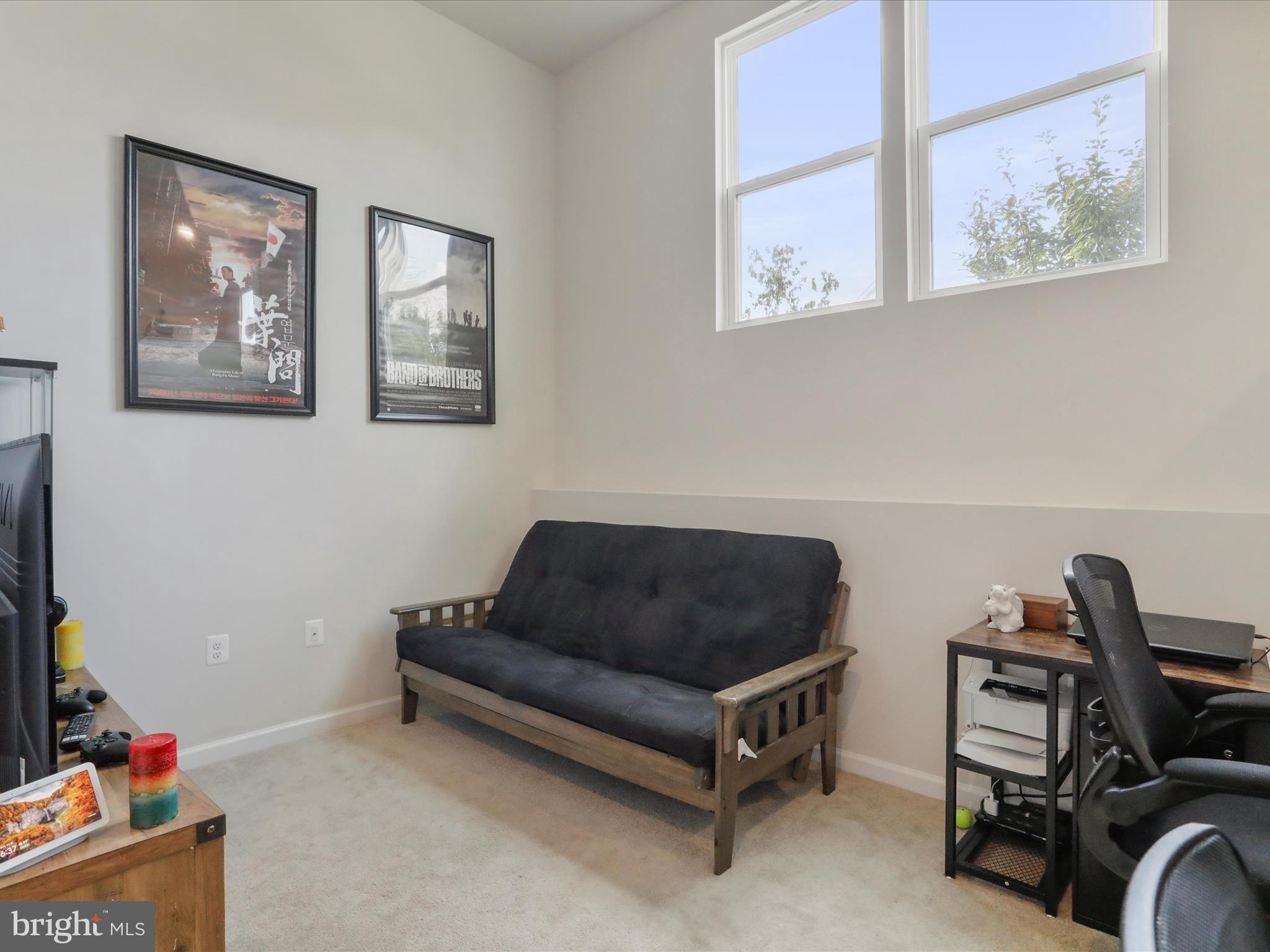 PRESIDENTS POINTE - Residential