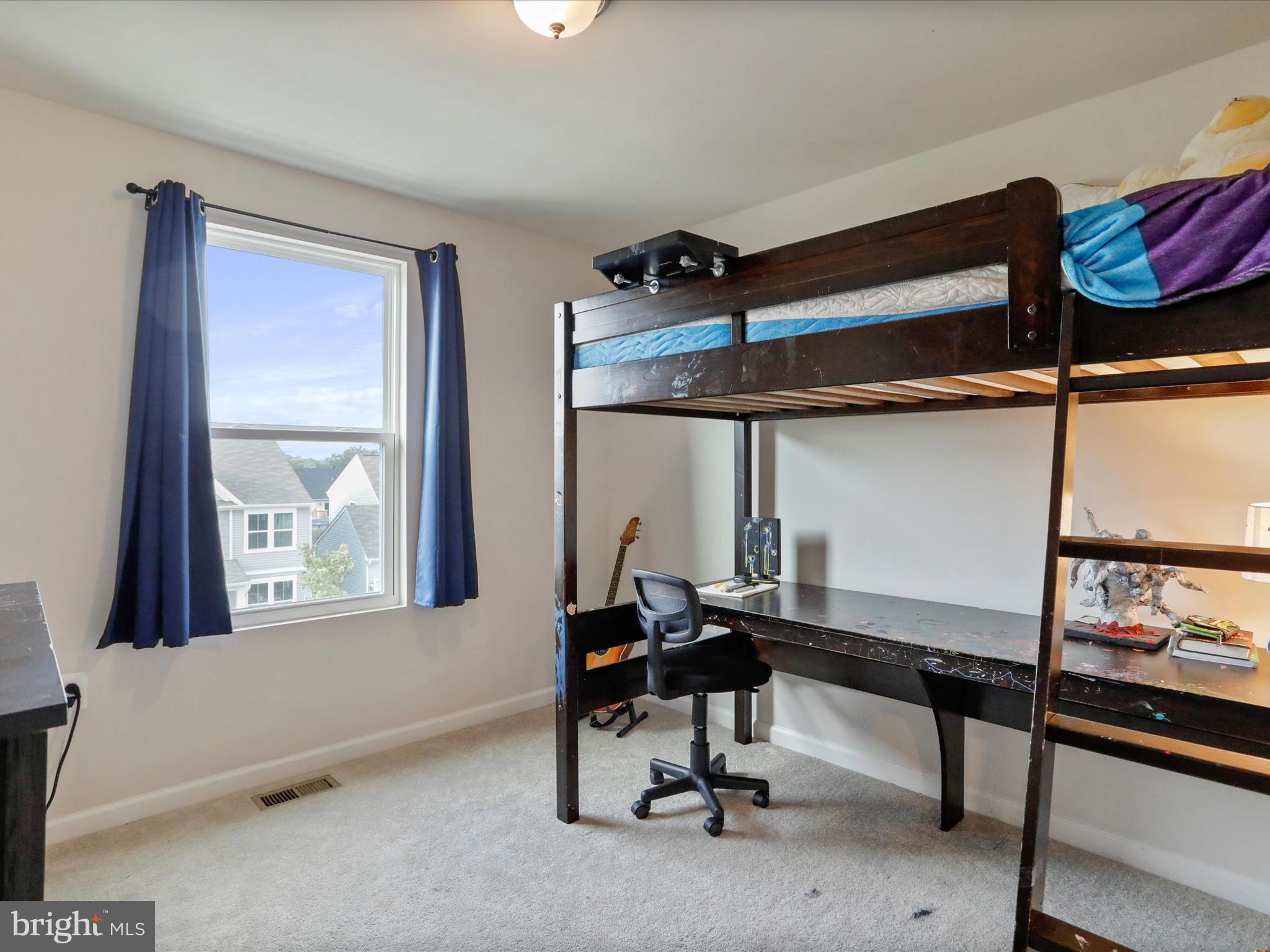 PRESIDENTS POINTE - Residential