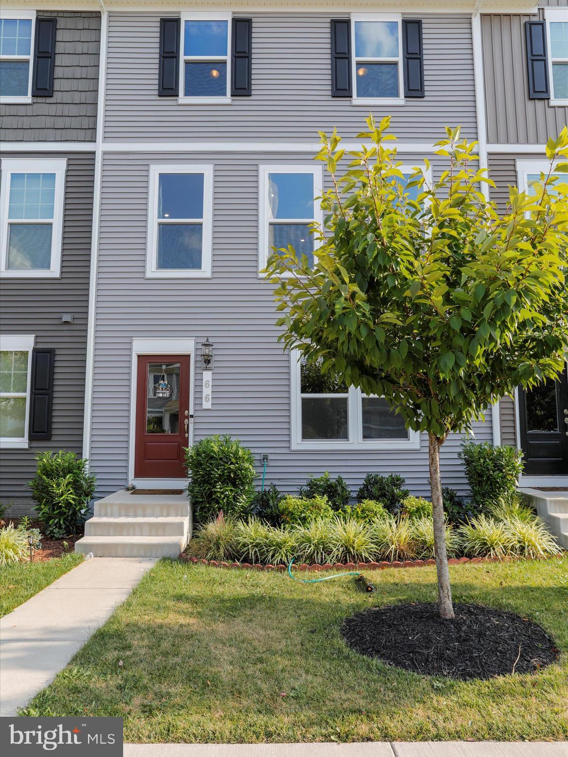 PRESIDENTS POINTE - Residential