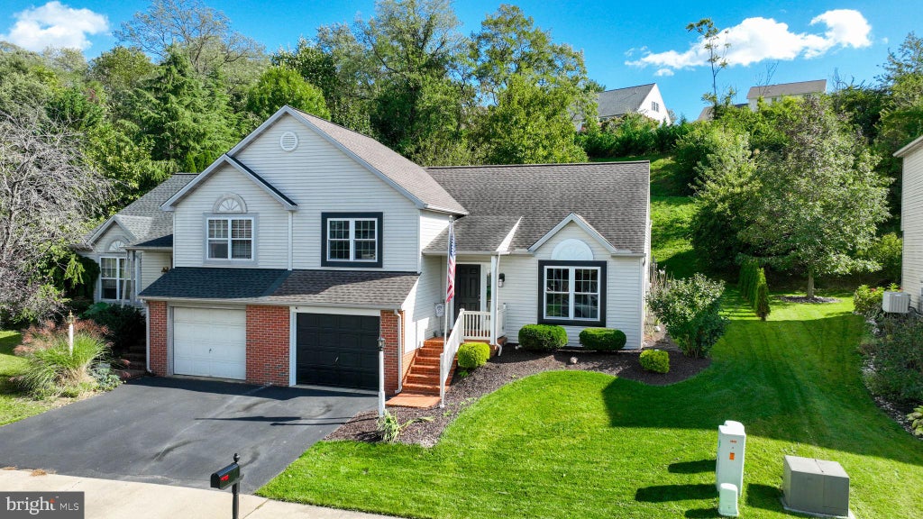 Photo of 174 Mortar Lane, EPHRATA, PA 17522 (MLS # PALA2096950)