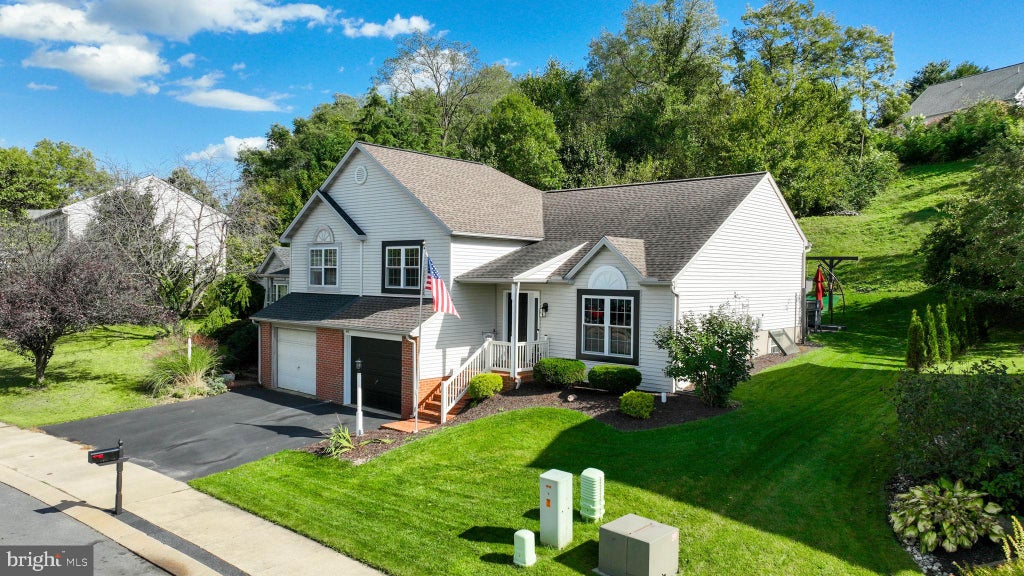Photo of 174 Mortar Lane, EPHRATA, PA 17522 (MLS # PALA2096950)