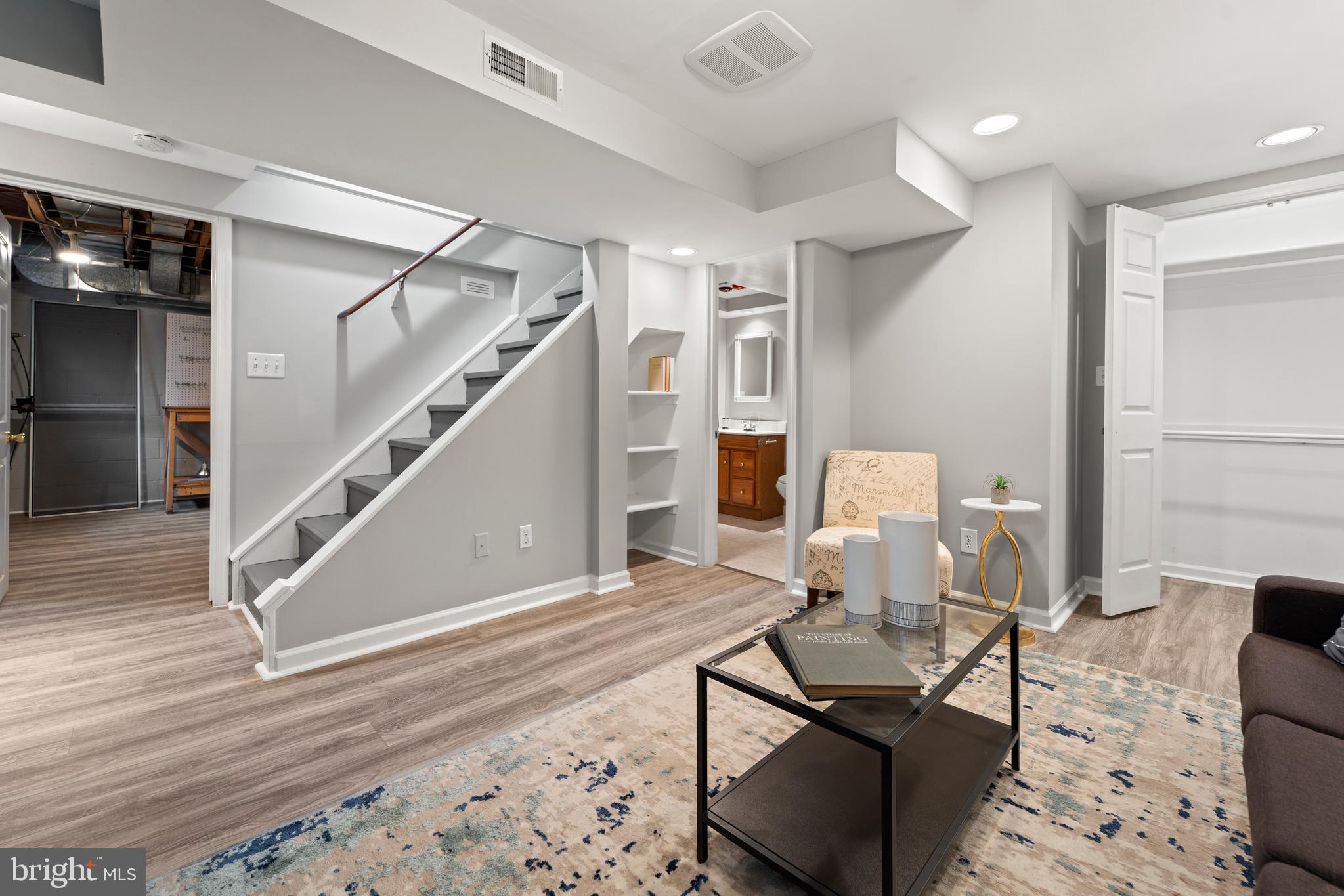 GLEN MAR PARK - Residential