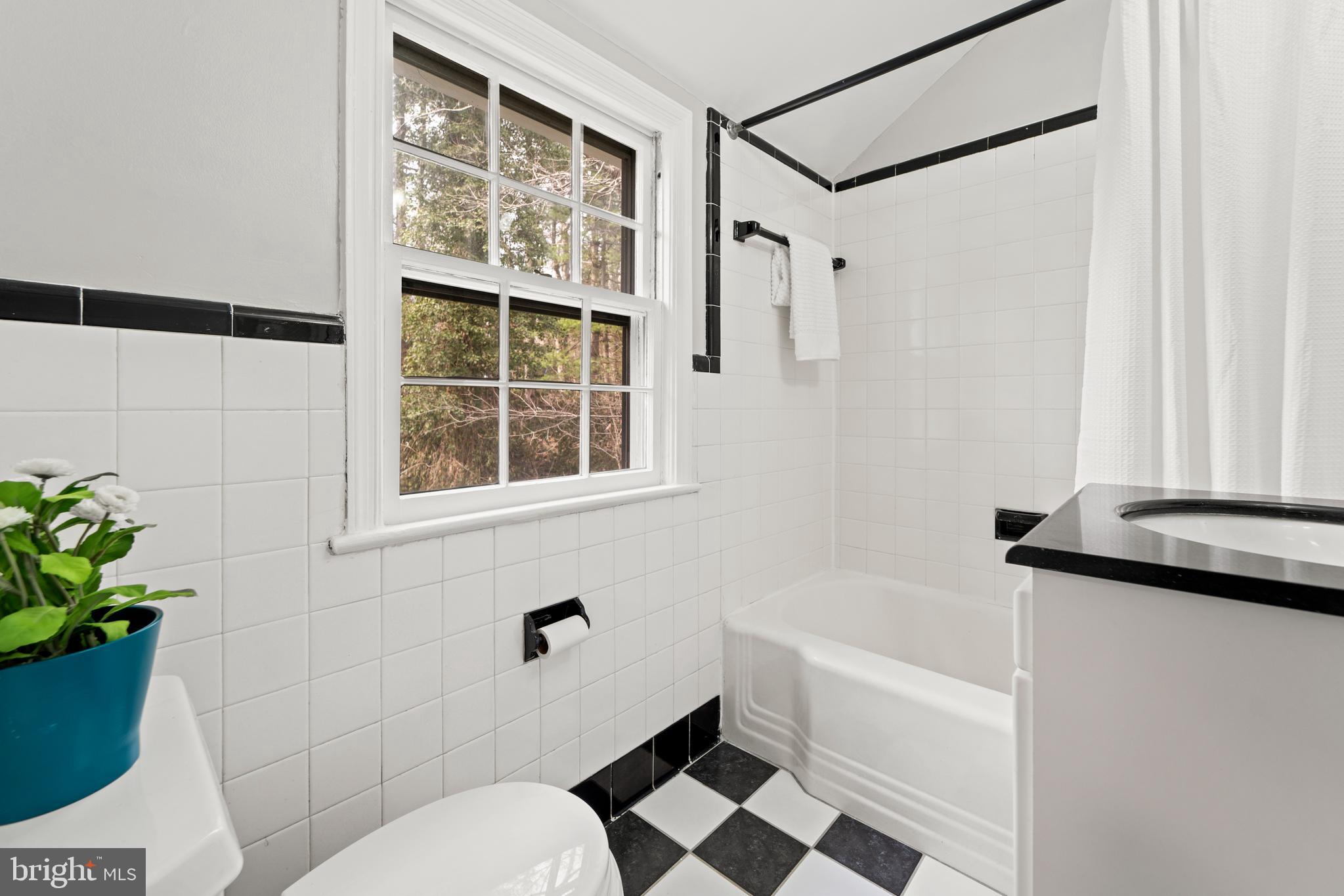 GLEN MAR PARK - Residential