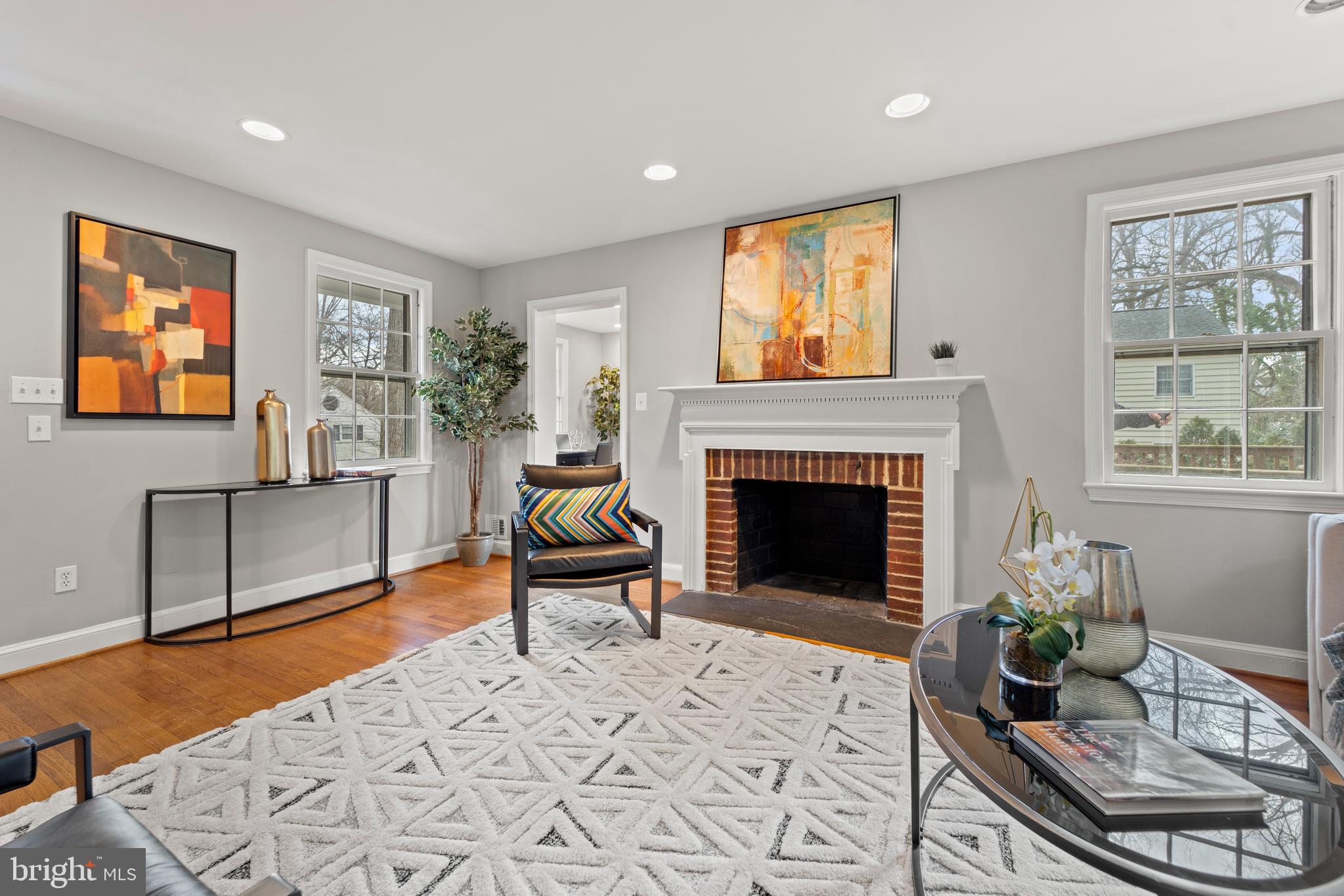 GLEN MAR PARK - Residential