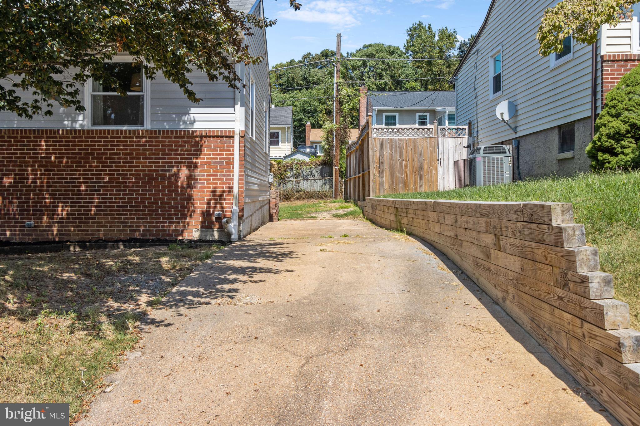 BROOKLYN PARK - Residential