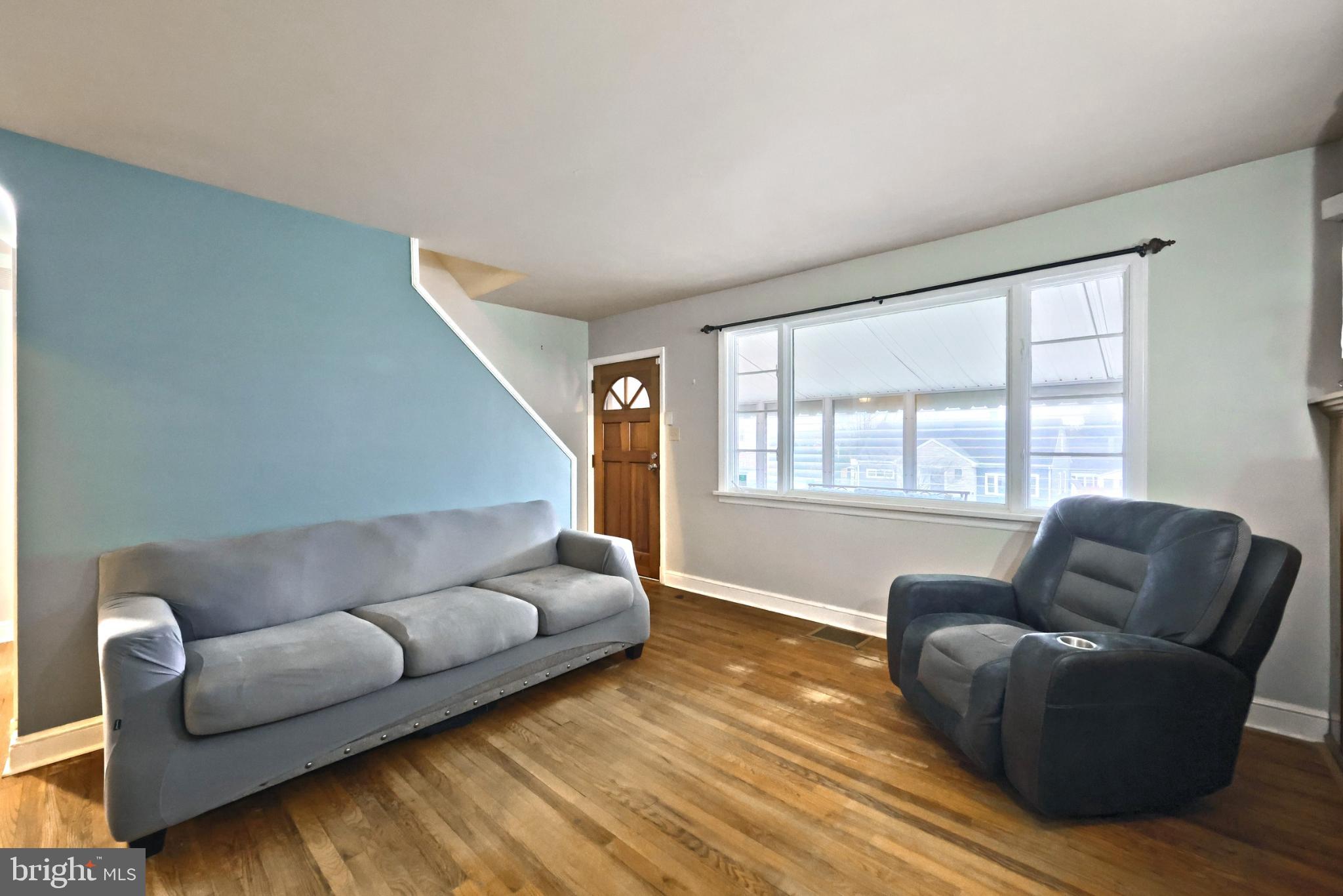 1339 CANTERBURY LANE