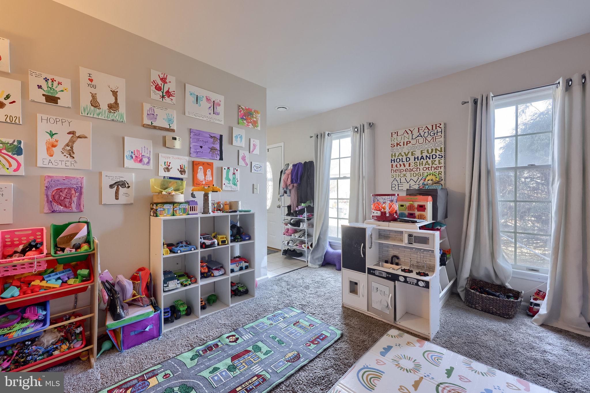 CHAPEL HILL - Residential