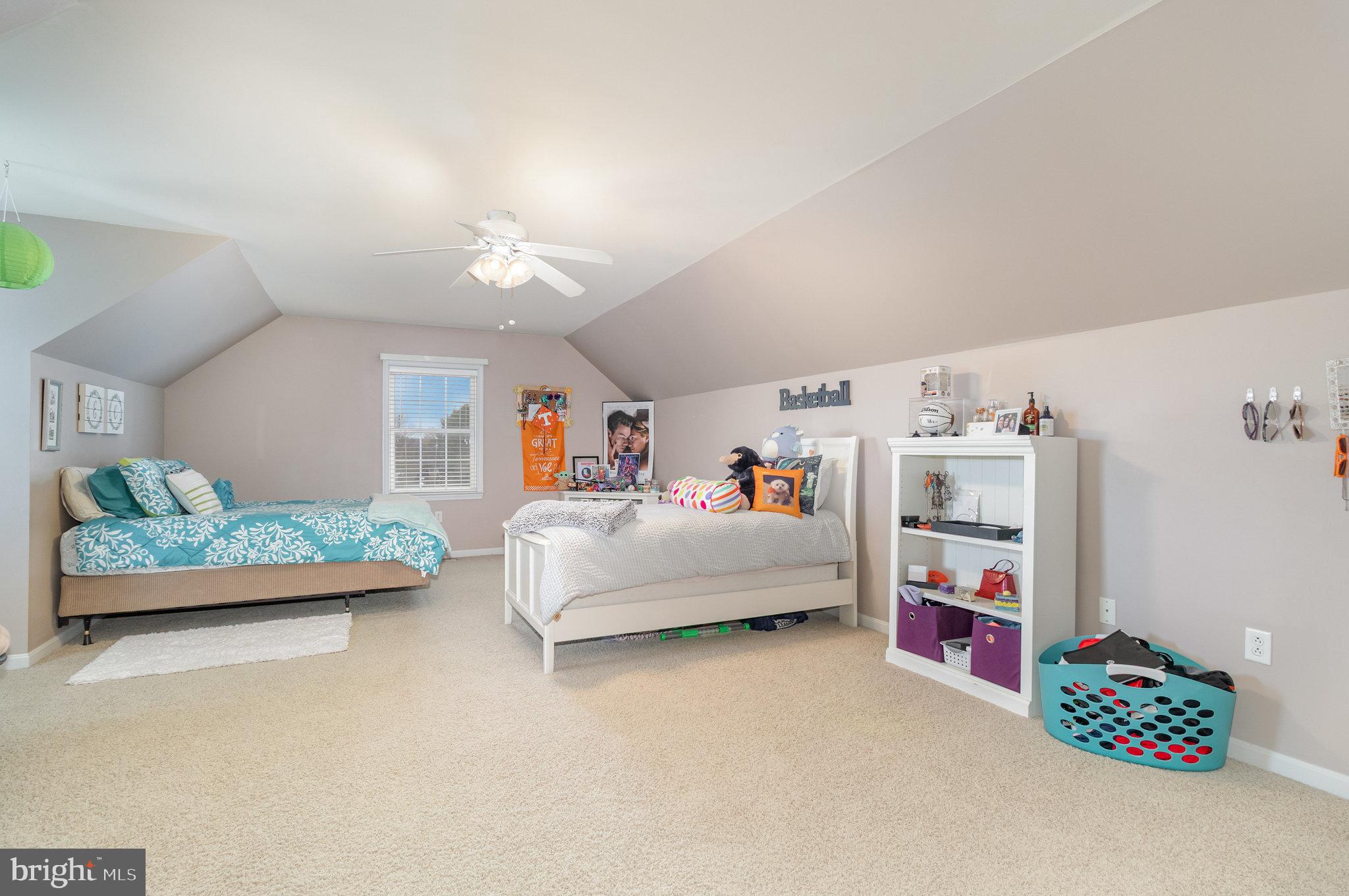 OLDE STONE WAY - Residential