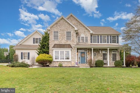 Homes For Sale - 21 Saratoga Run L-0121 Run<br/> ANNVILLE, PA 17003