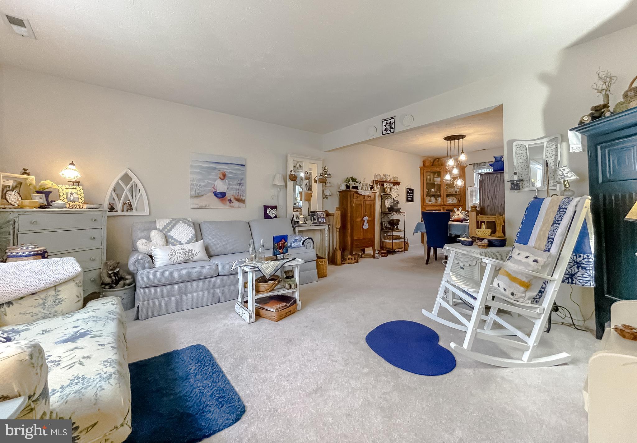 HICKORY HILLS NORTH - Residential