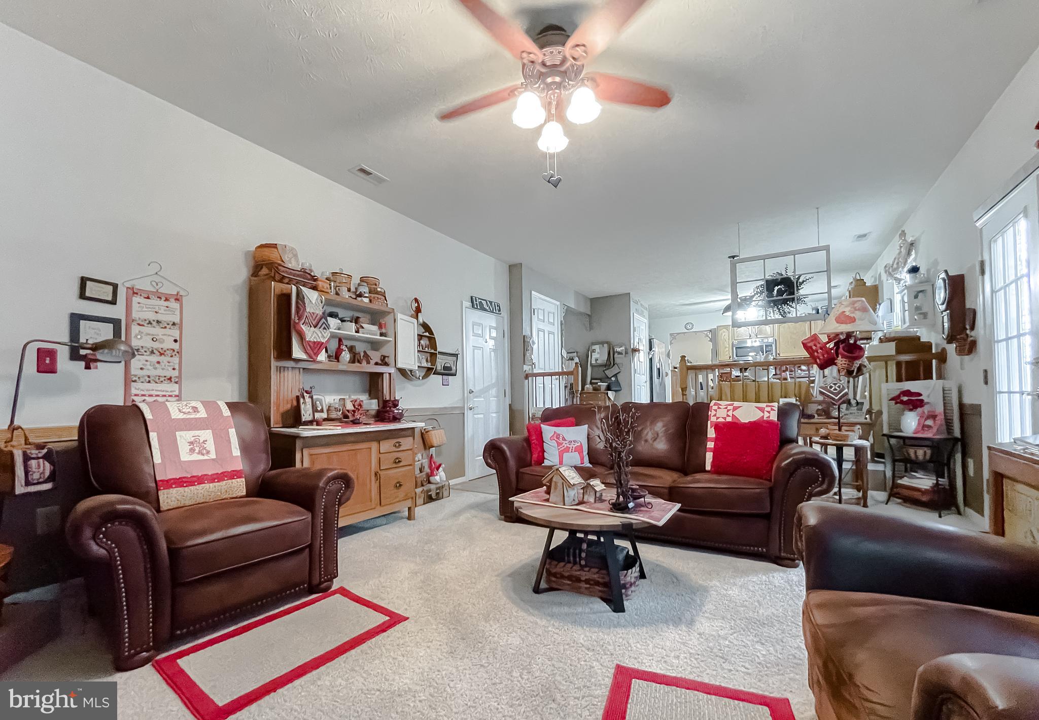 HICKORY HILLS NORTH - Residential