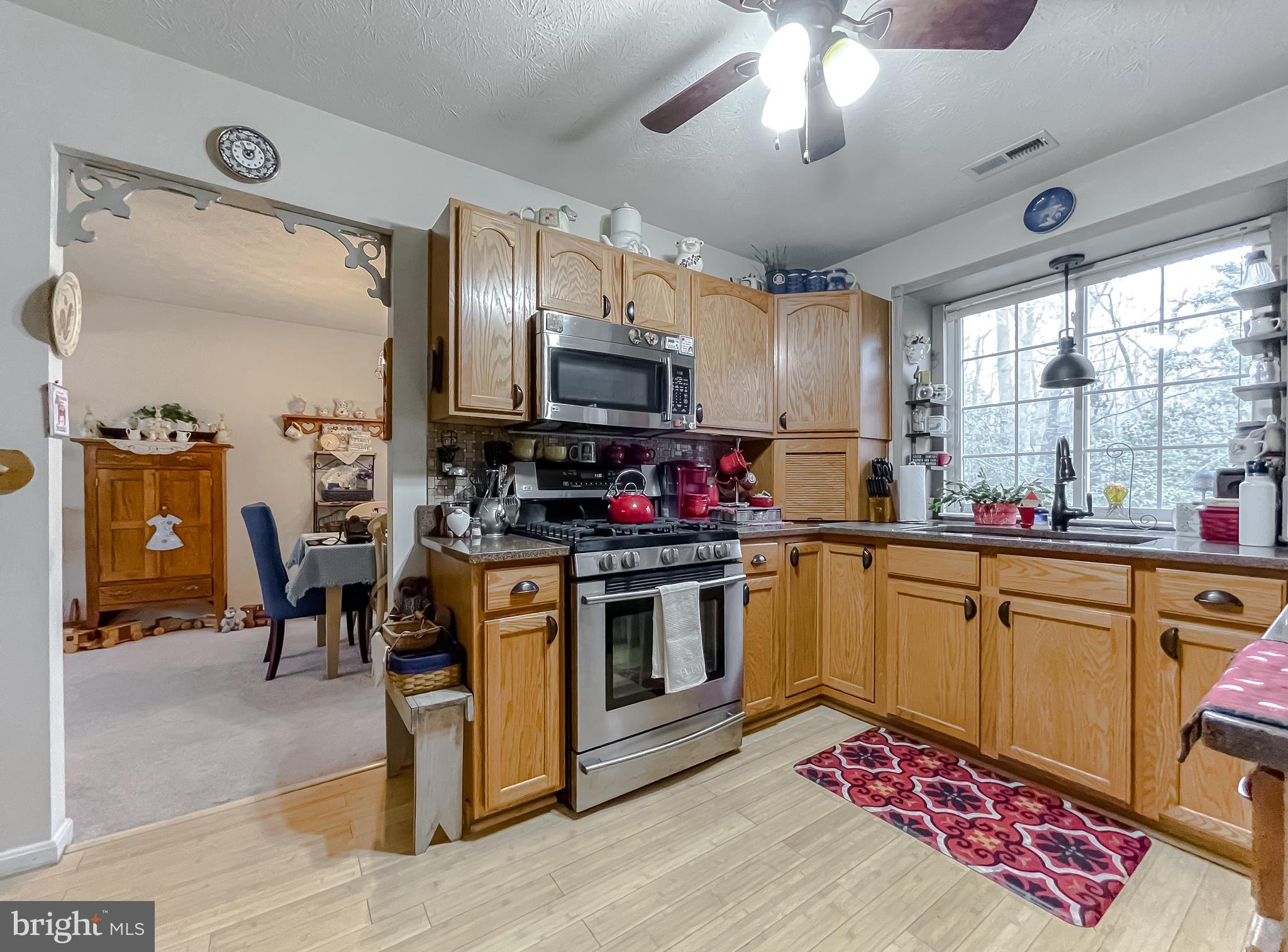 HICKORY HILLS NORTH - Residential