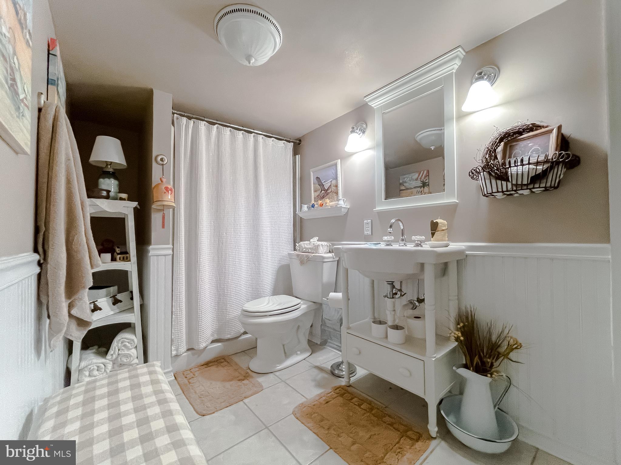 HICKORY HILLS NORTH - Residential