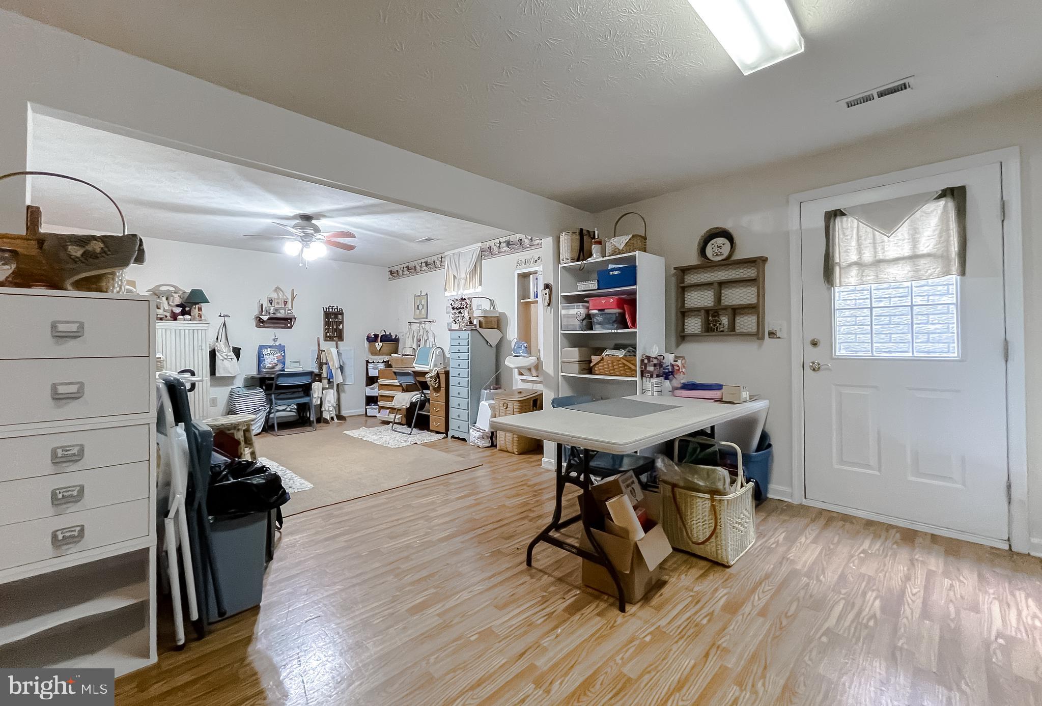 HICKORY HILLS NORTH - Residential