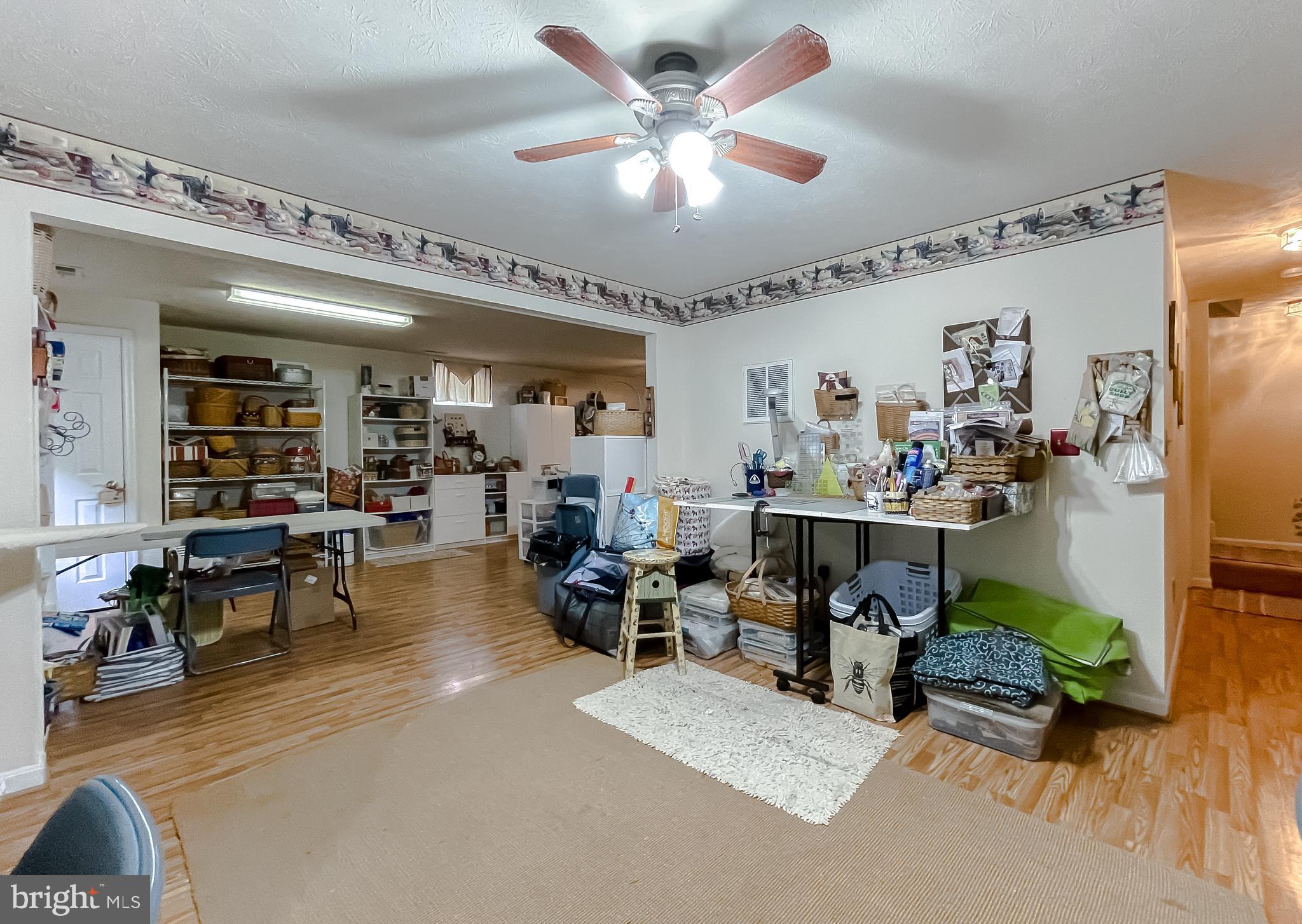 HICKORY HILLS NORTH - Residential