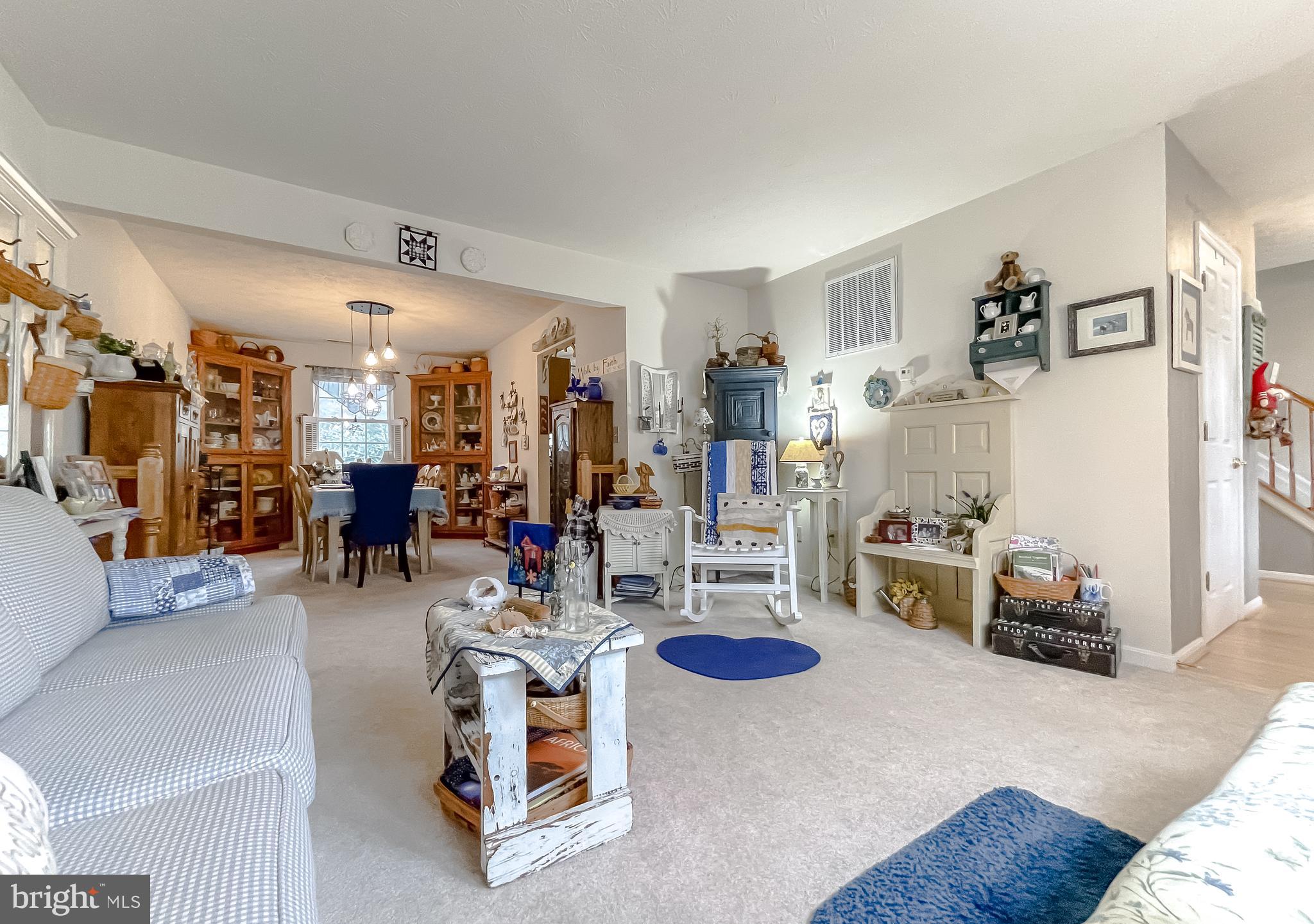 HICKORY HILLS NORTH - Residential