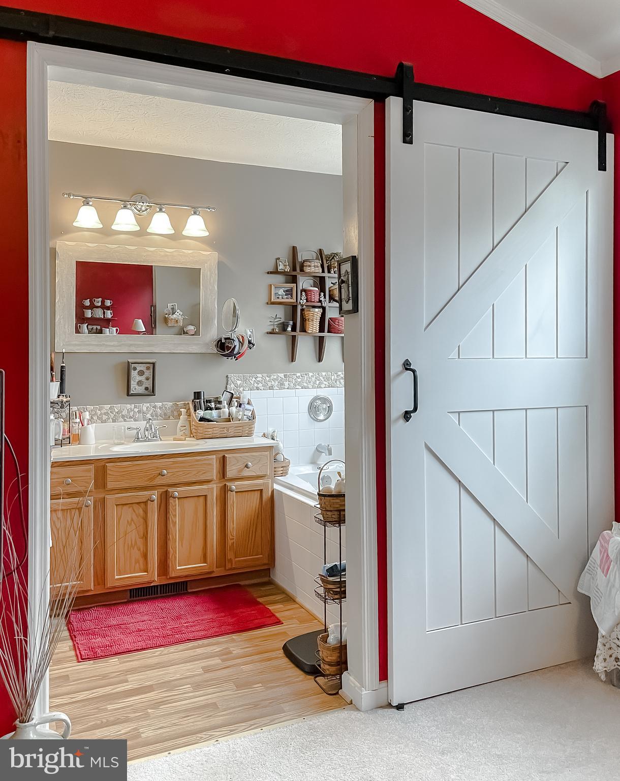 HICKORY HILLS NORTH - Residential