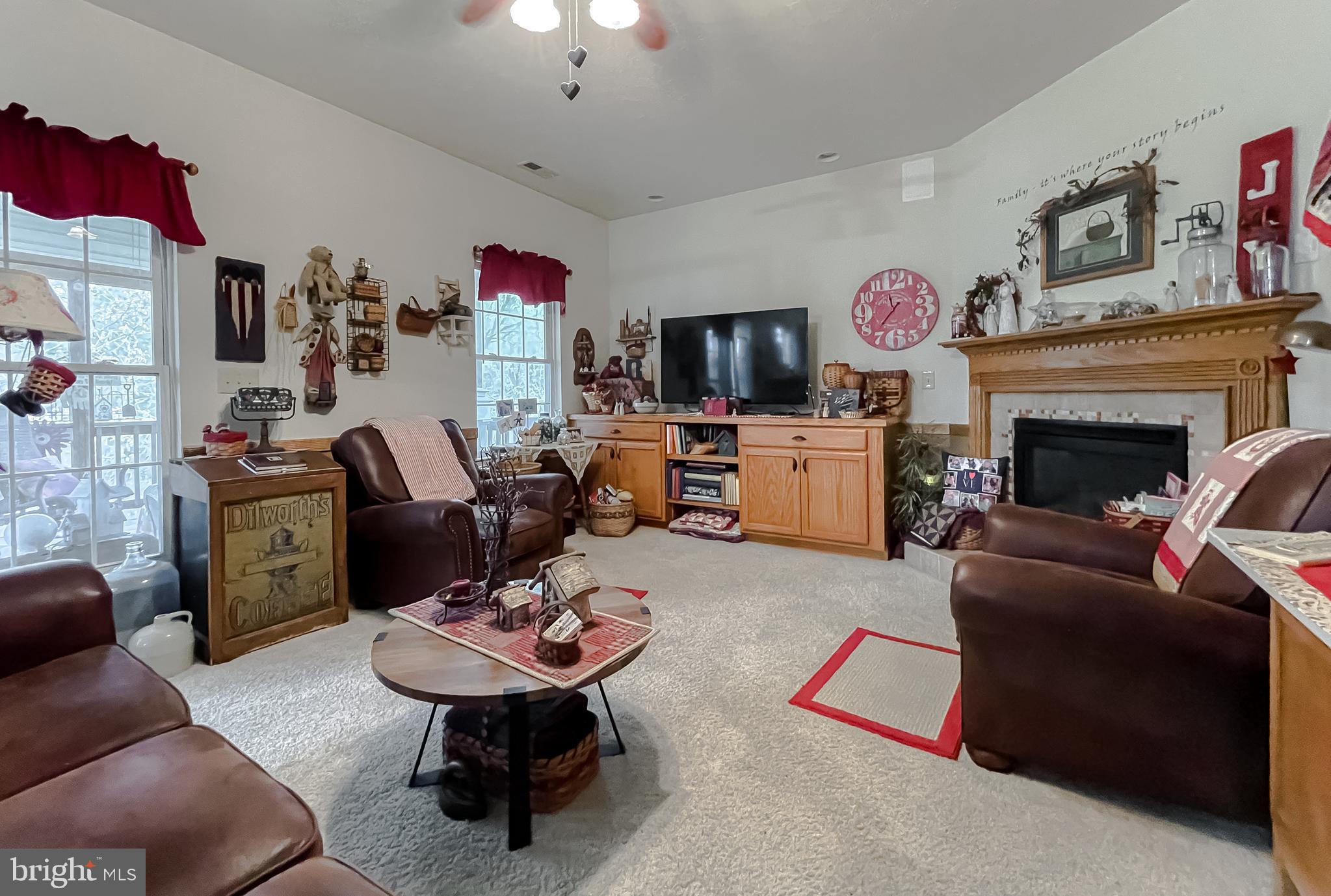 HICKORY HILLS NORTH - Residential