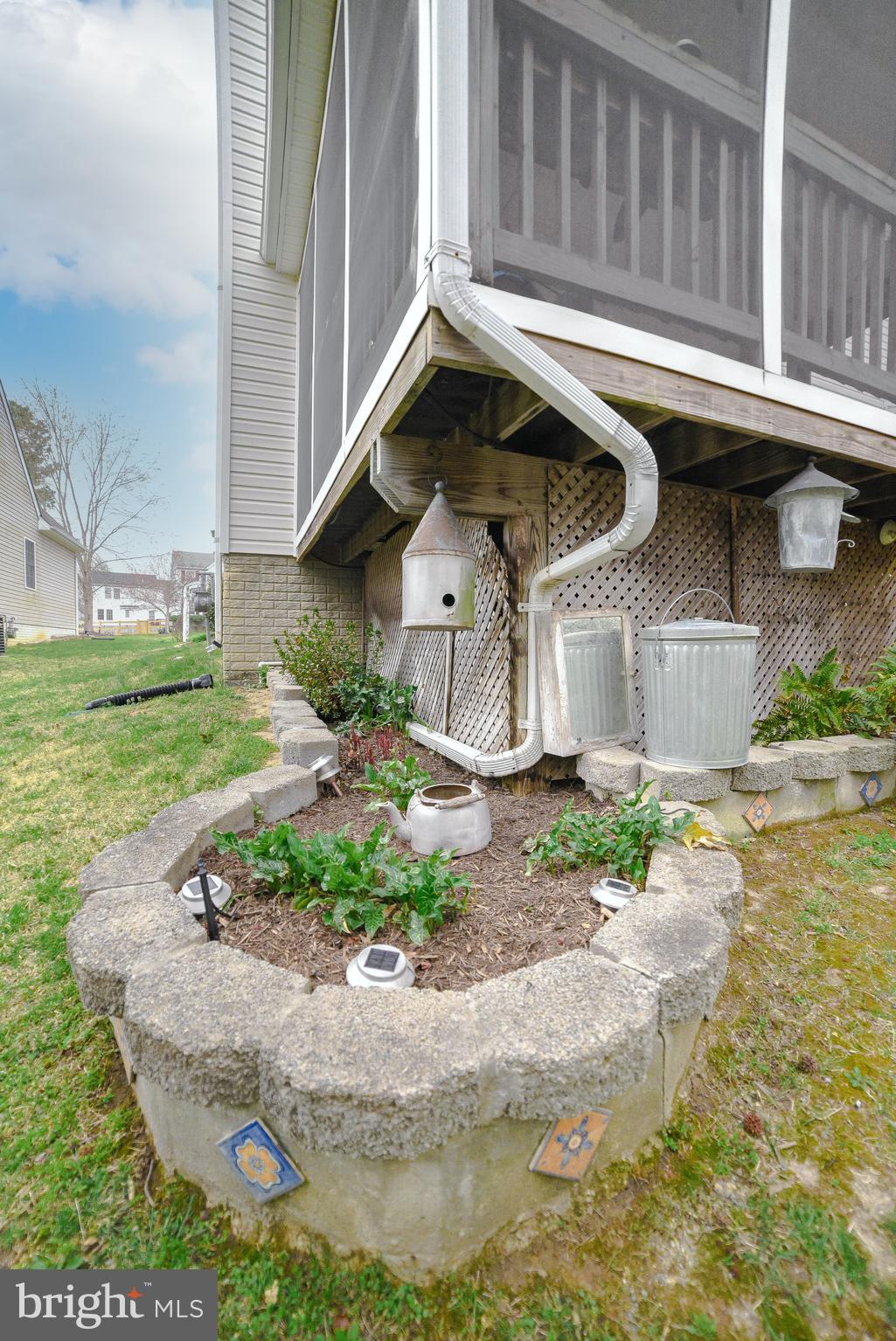 HICKORY HILLS NORTH - Residential