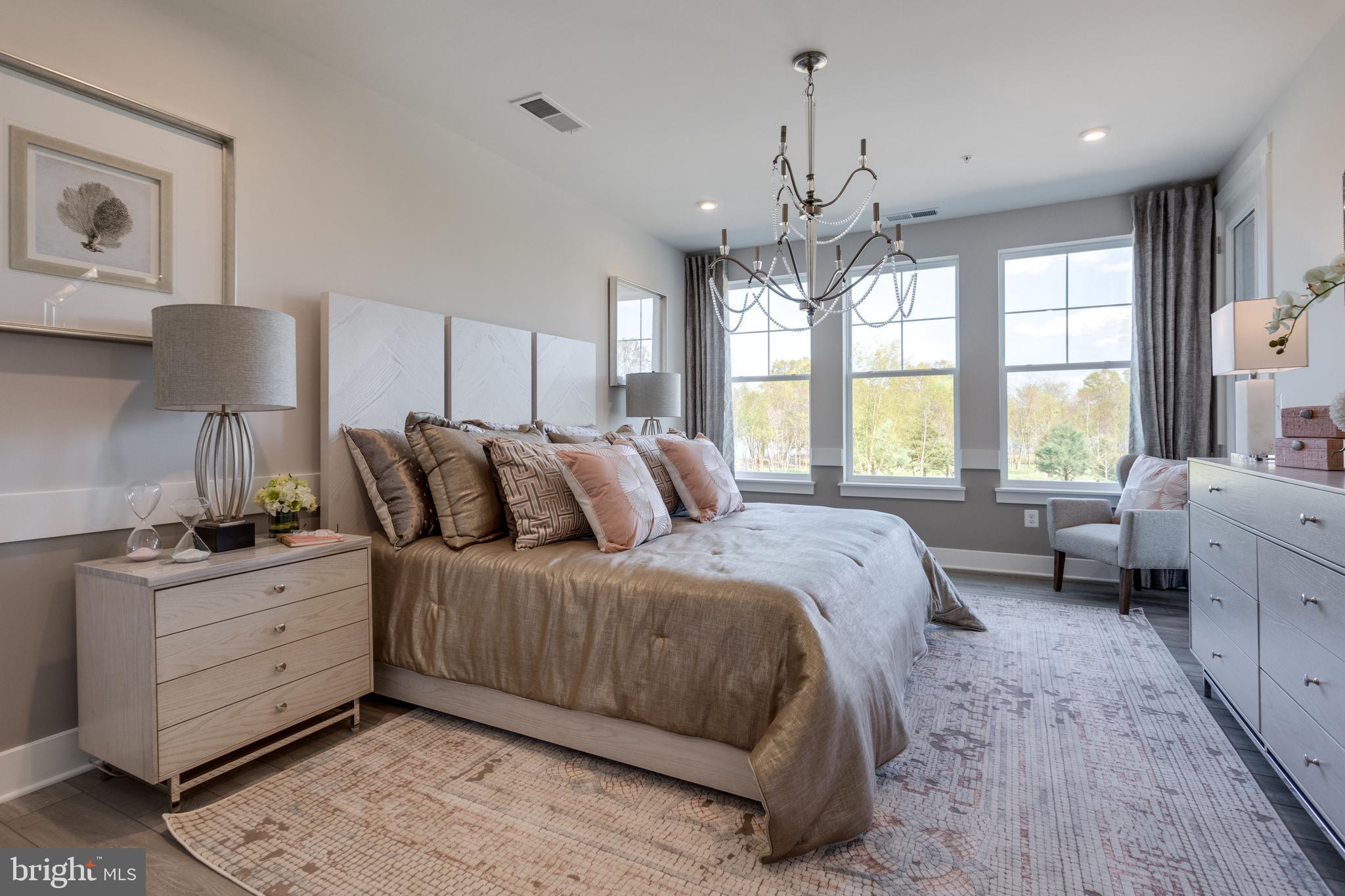 FOUR SEASONS AT KENT ISLAND - Residential