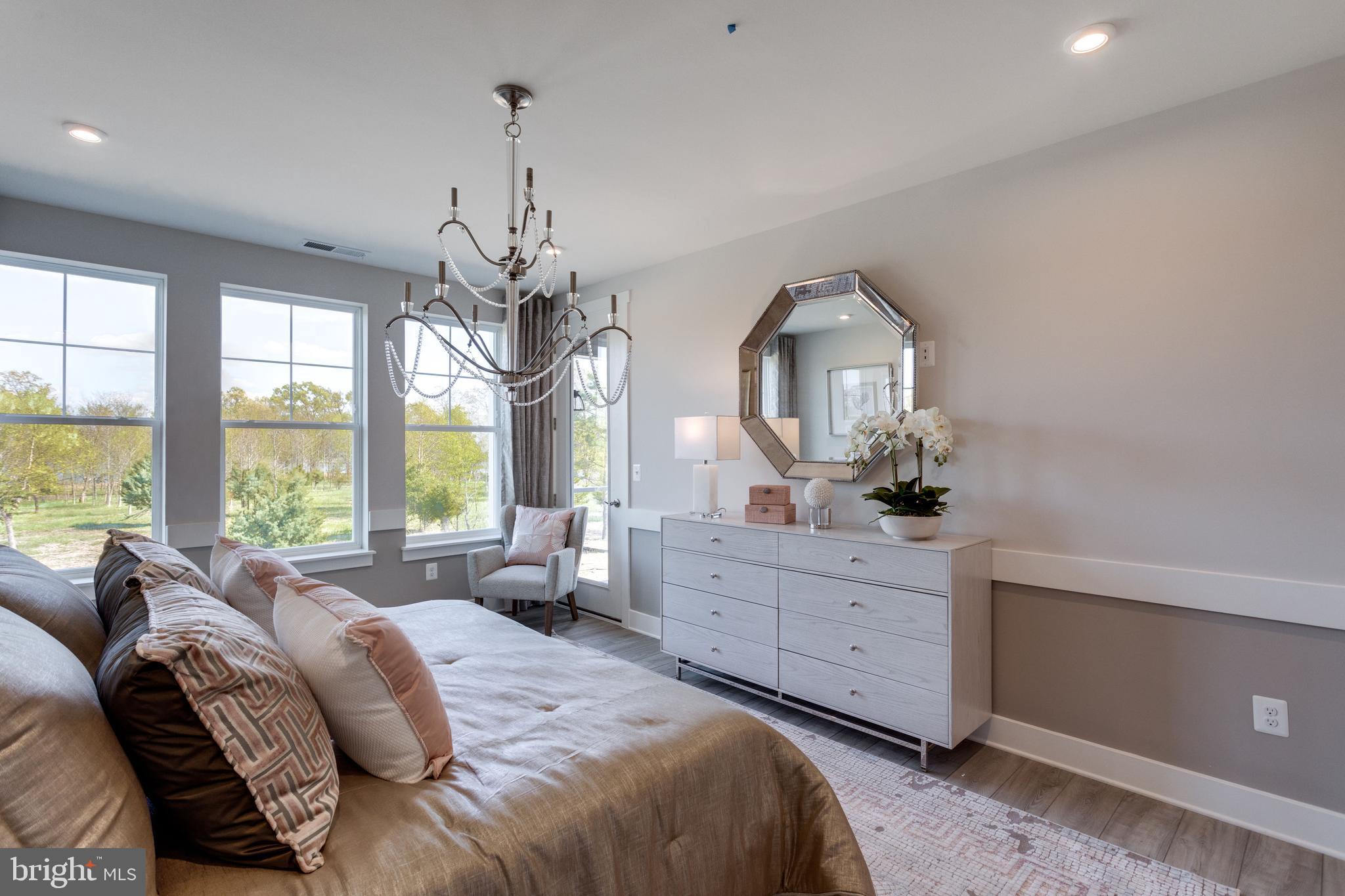 FOUR SEASONS AT KENT ISLAND - Residential