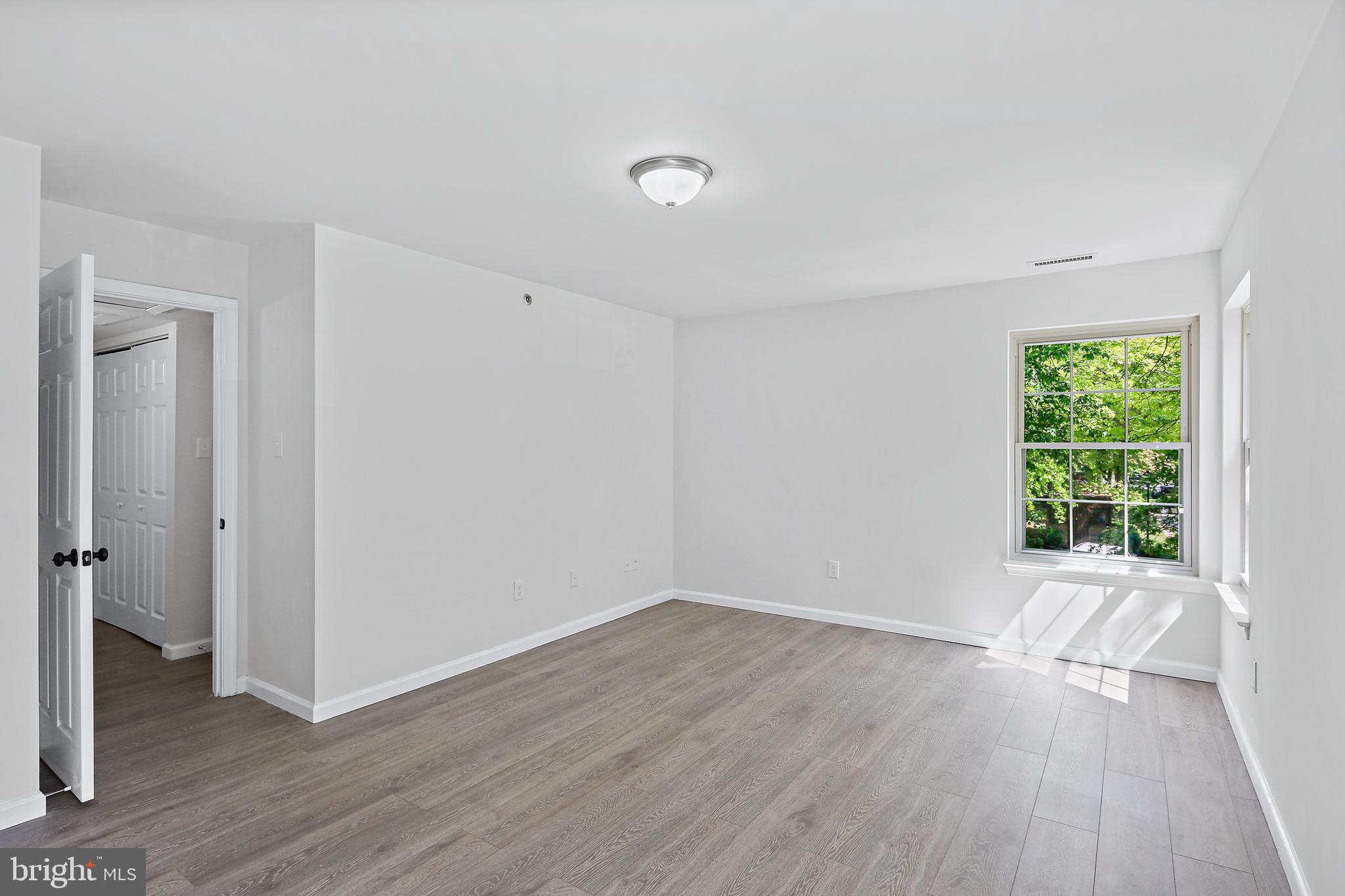 RAINFLOWER/LOVETON - Residential