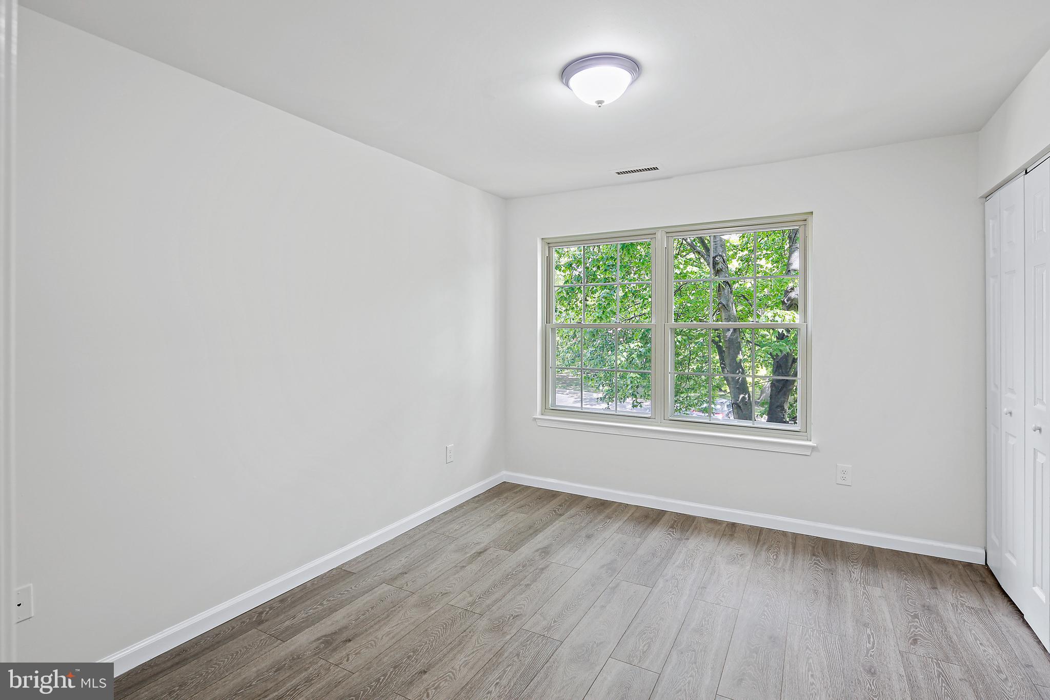 RAINFLOWER/LOVETON - Residential