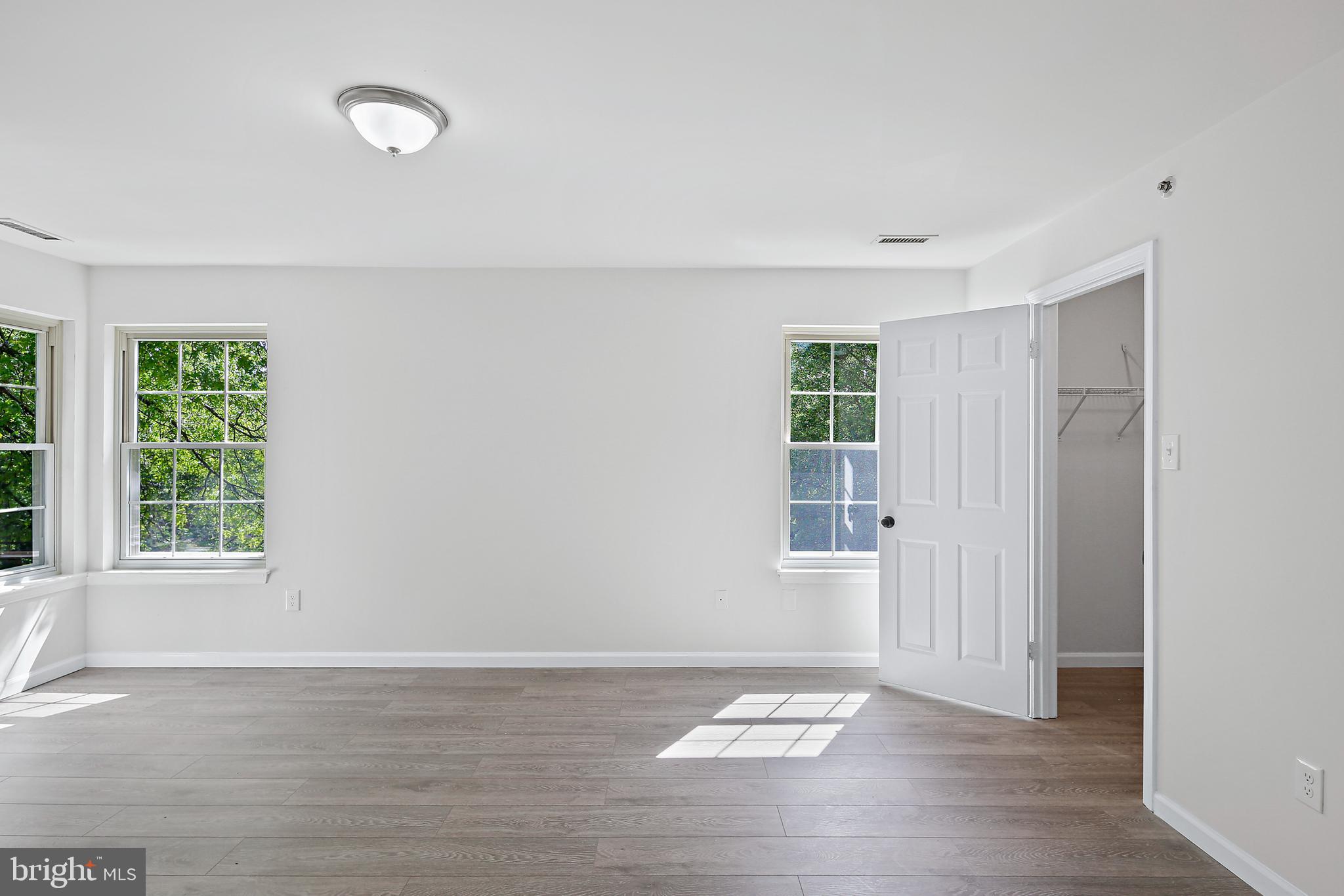 RAINFLOWER/LOVETON - Residential