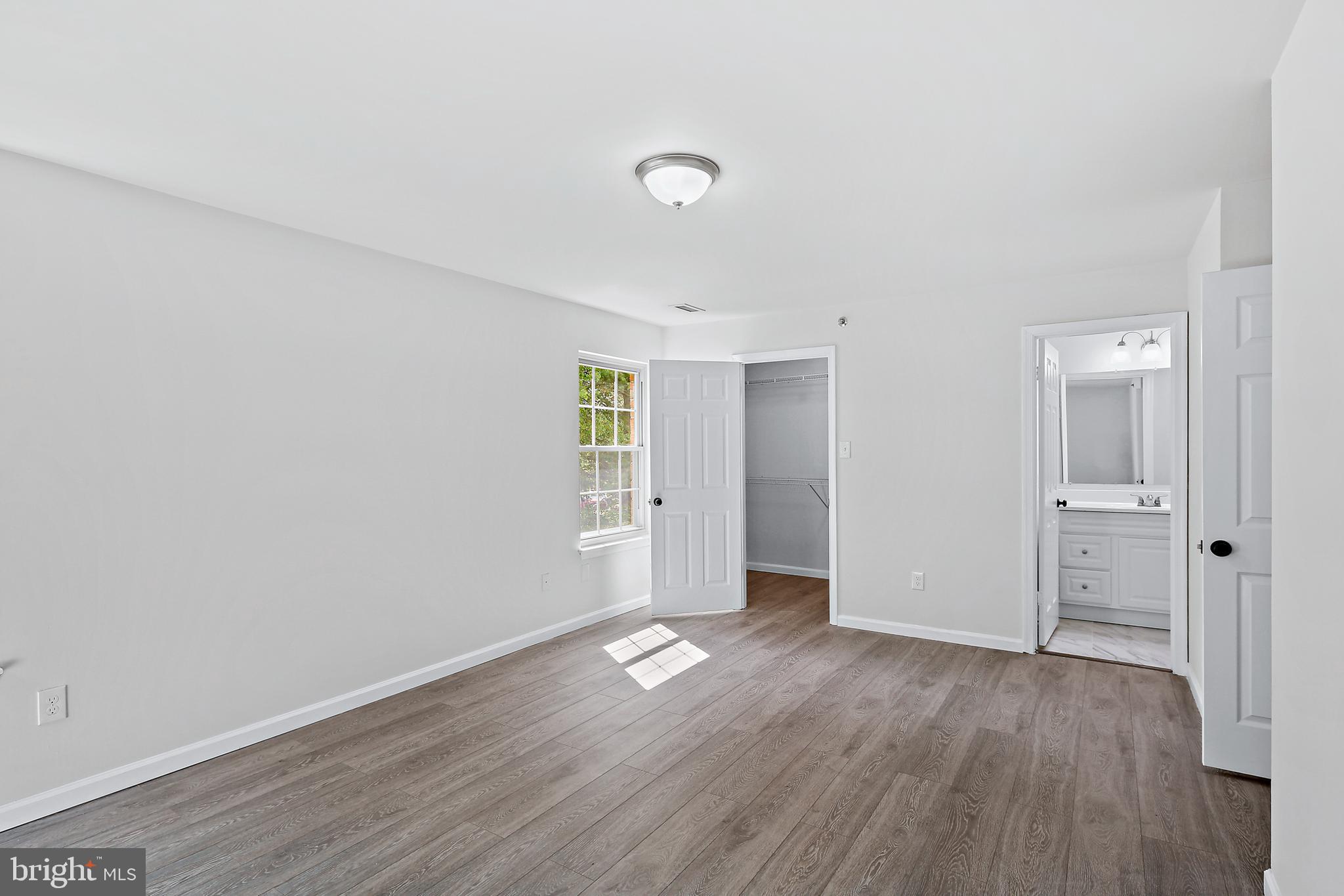 RAINFLOWER/LOVETON - Residential