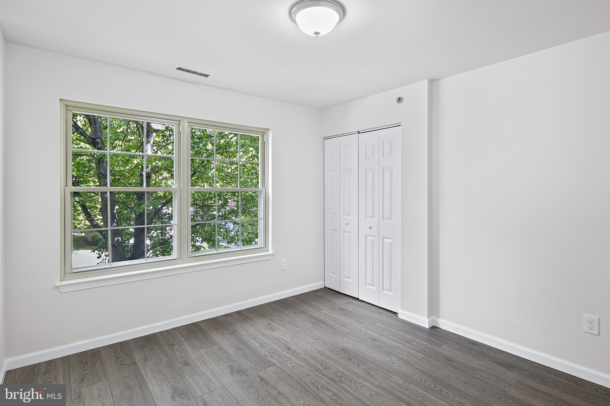 RAINFLOWER/LOVETON - Residential