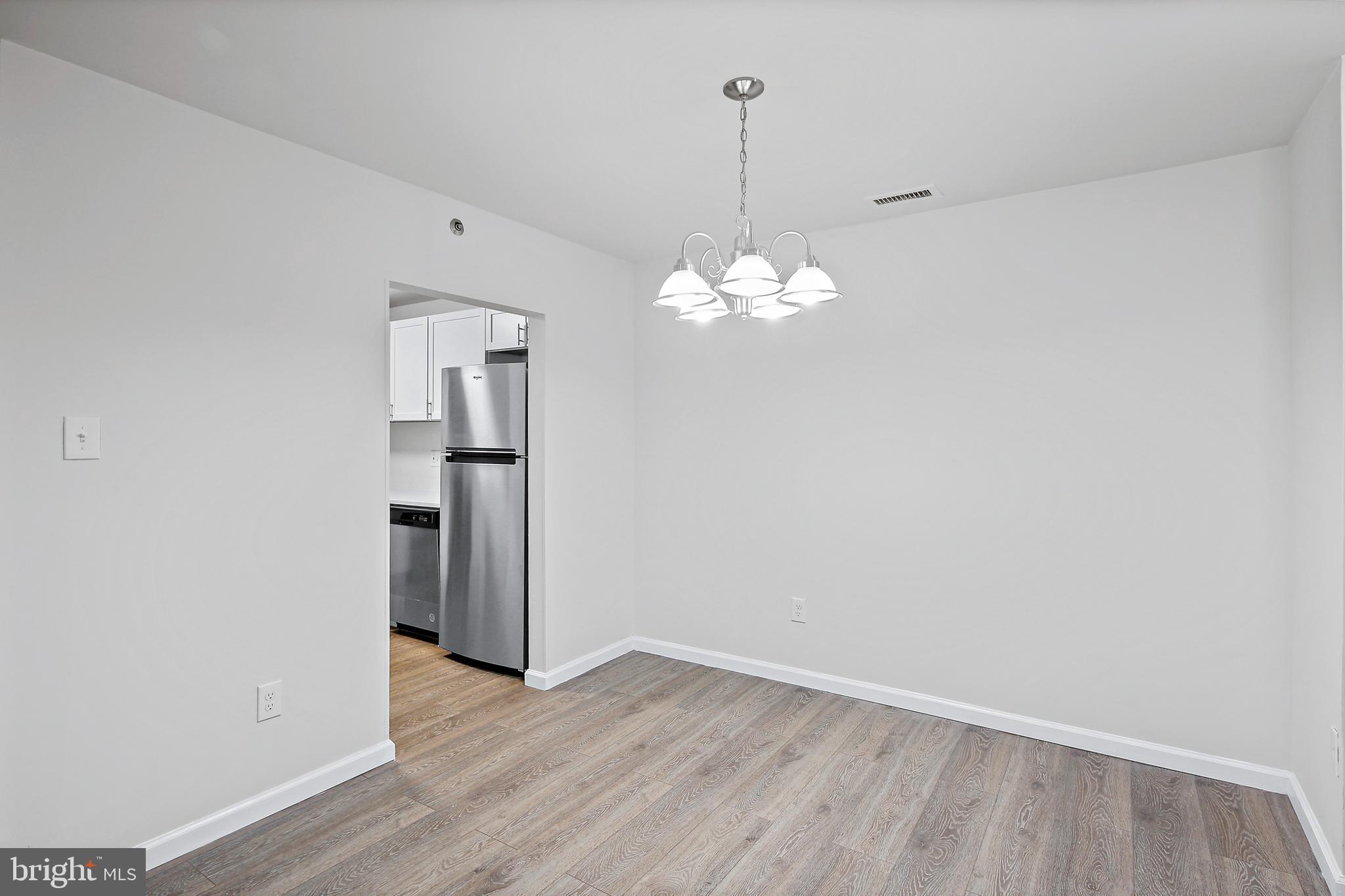 RAINFLOWER/LOVETON - Residential