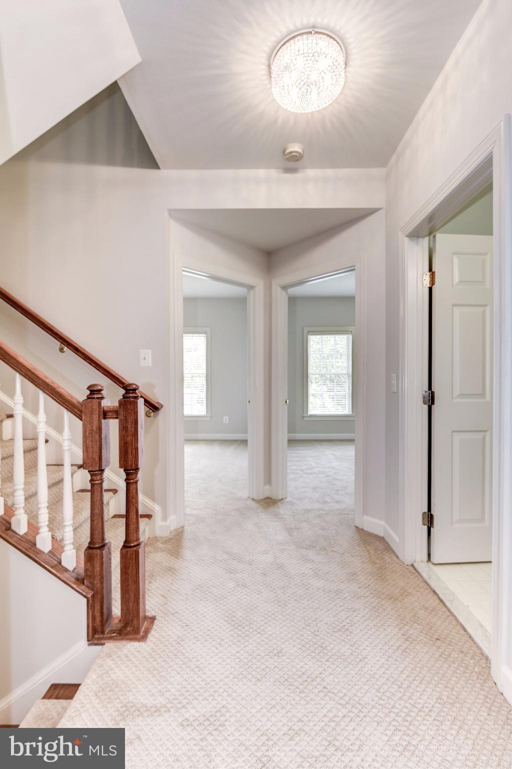 MADISON MANOR - Residential