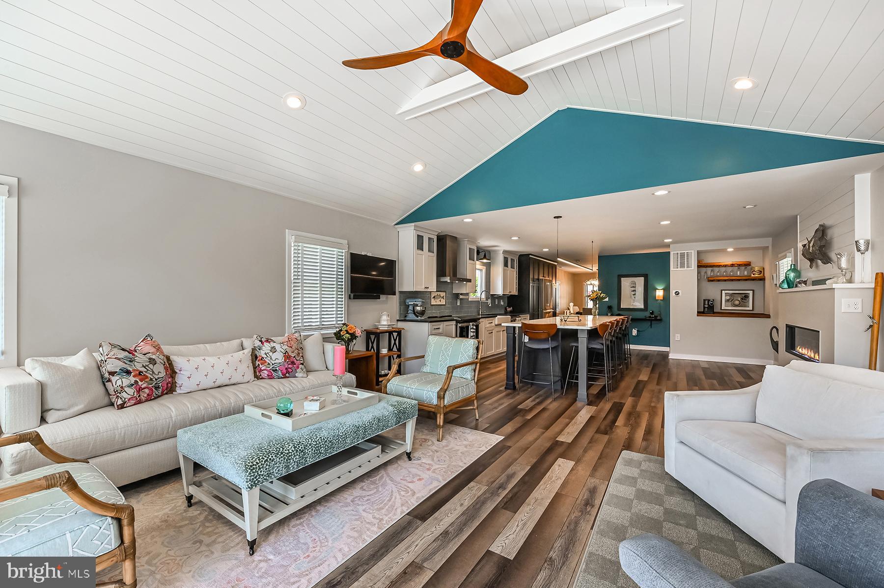 CHELSEA BEACH - Residential