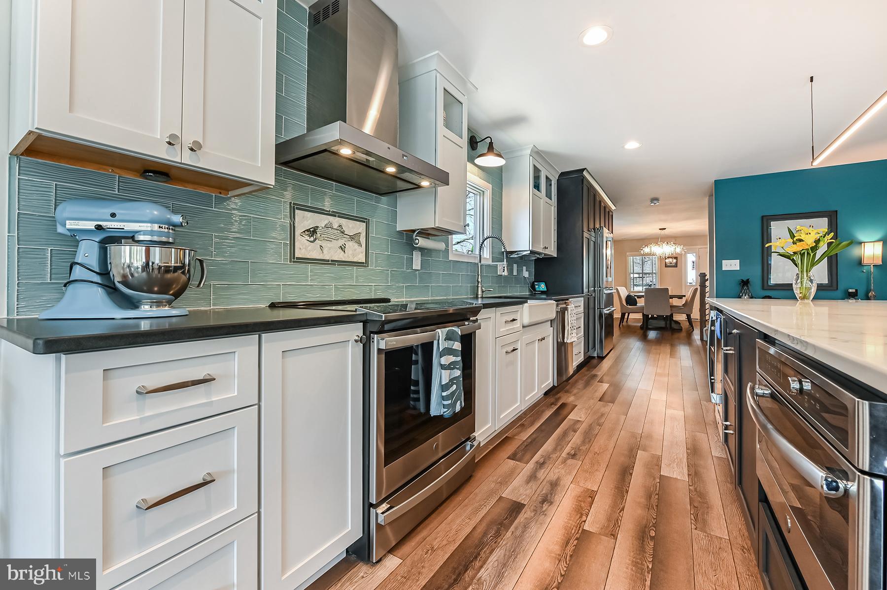 CHELSEA BEACH - Residential