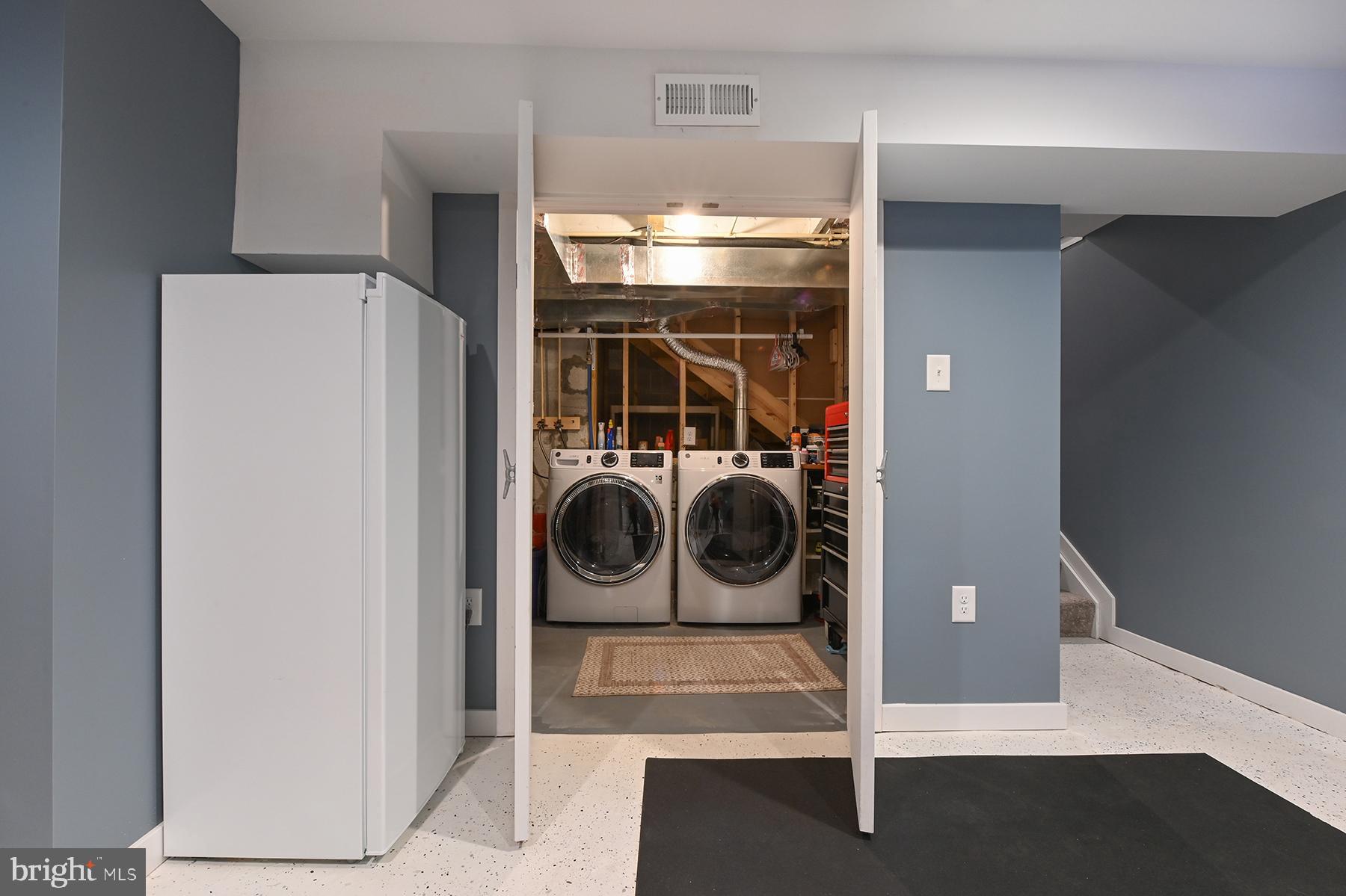 CHELSEA BEACH - Residential