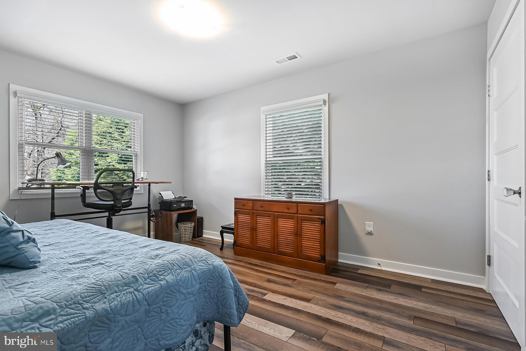 CHELSEA BEACH - Residential