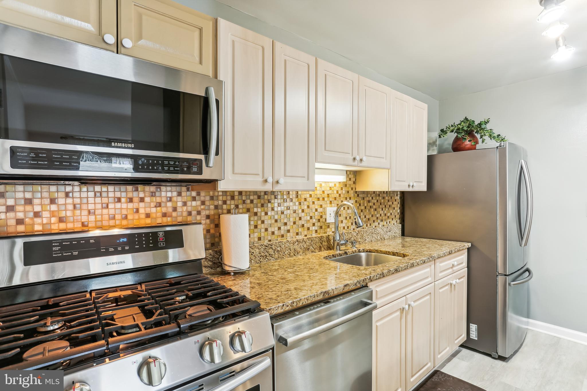 BETHESDA PARK - Residential