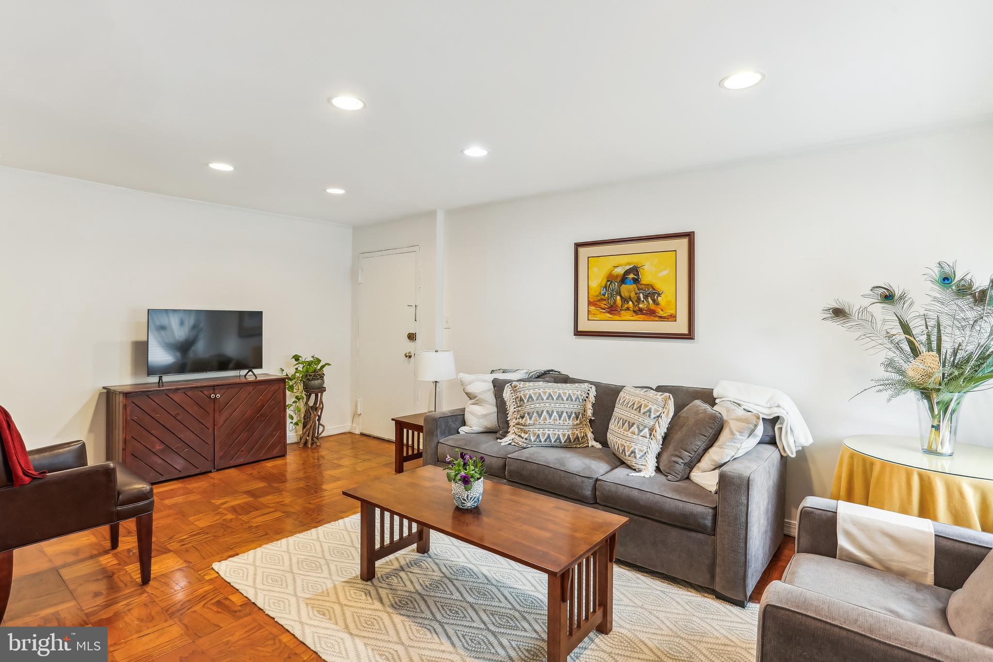 BETHESDA PARK - Residential