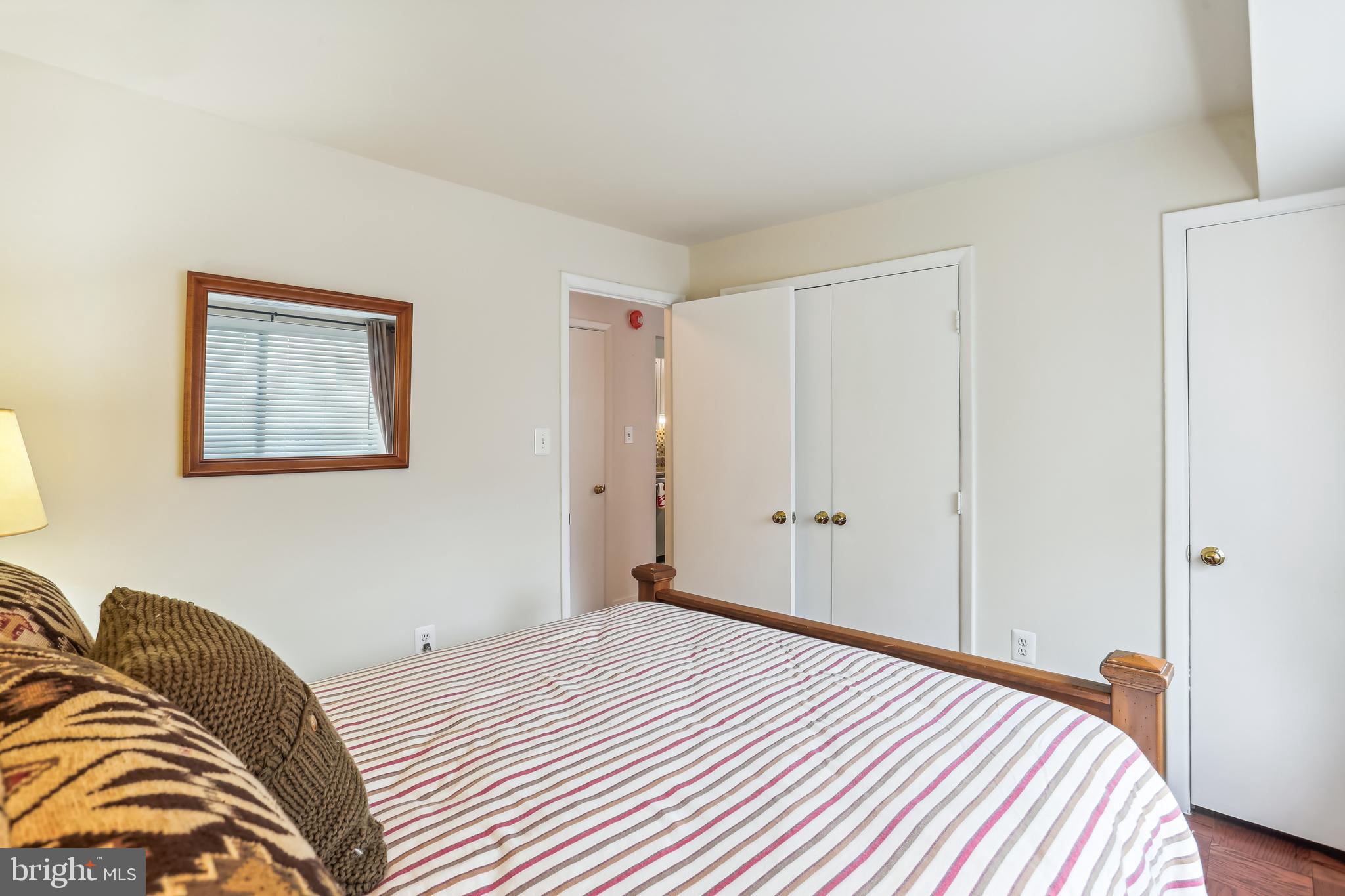 BETHESDA PARK - Residential