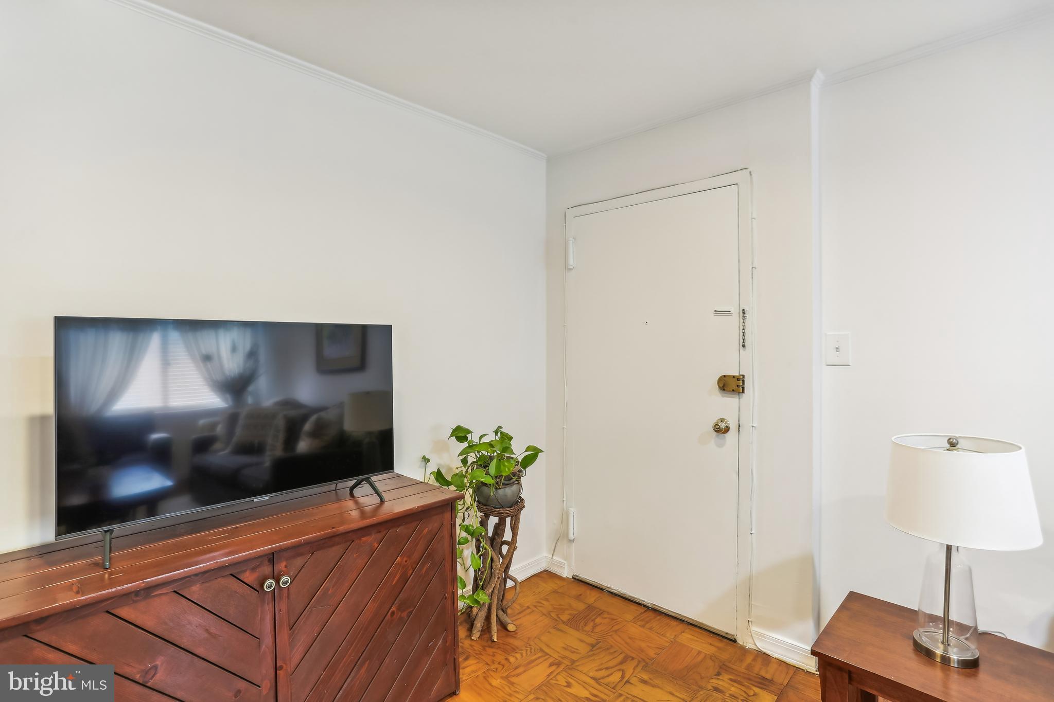 BETHESDA PARK - Residential