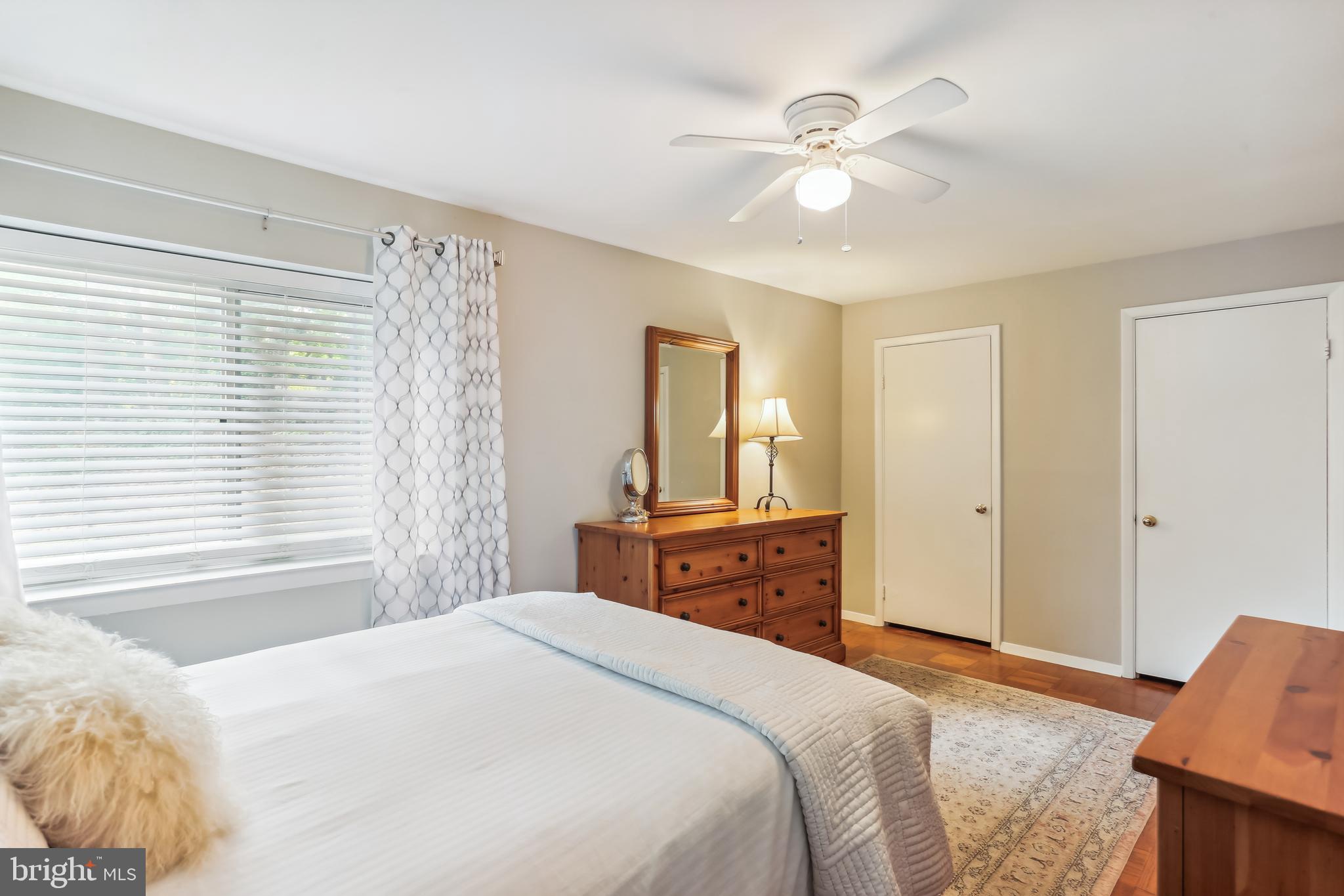 BETHESDA PARK - Residential