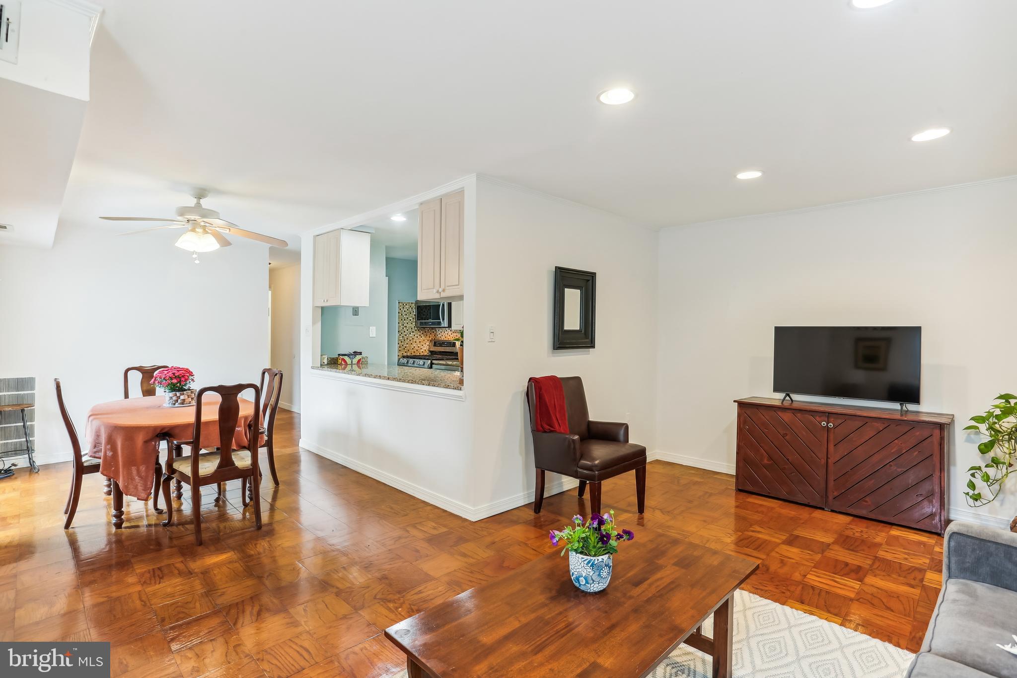 BETHESDA PARK - Residential