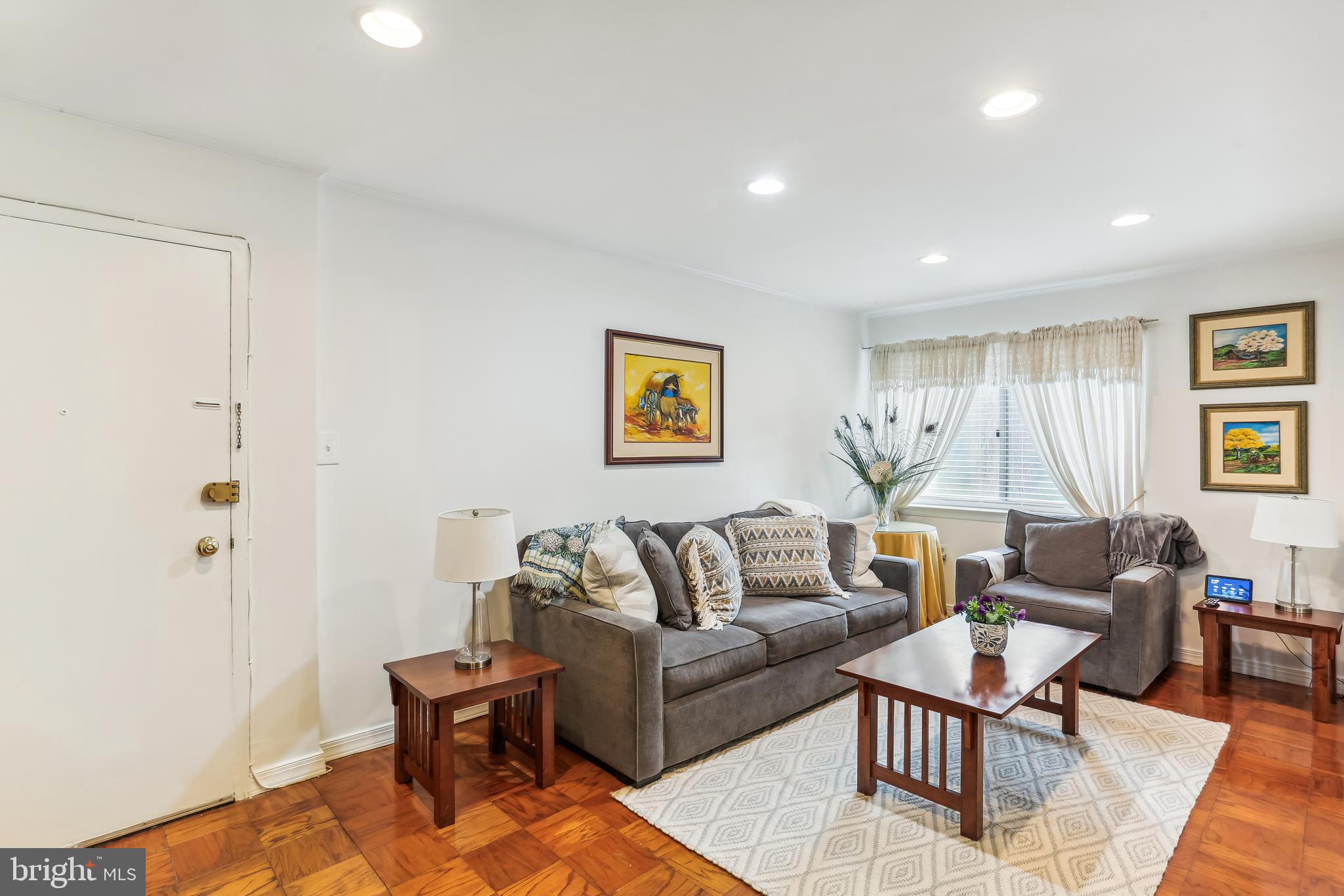 BETHESDA PARK - Residential