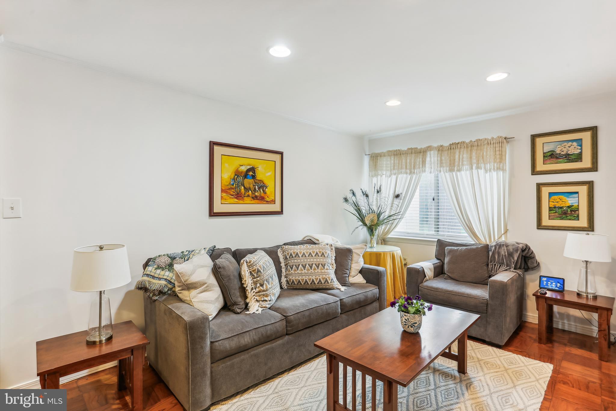 BETHESDA PARK - Residential